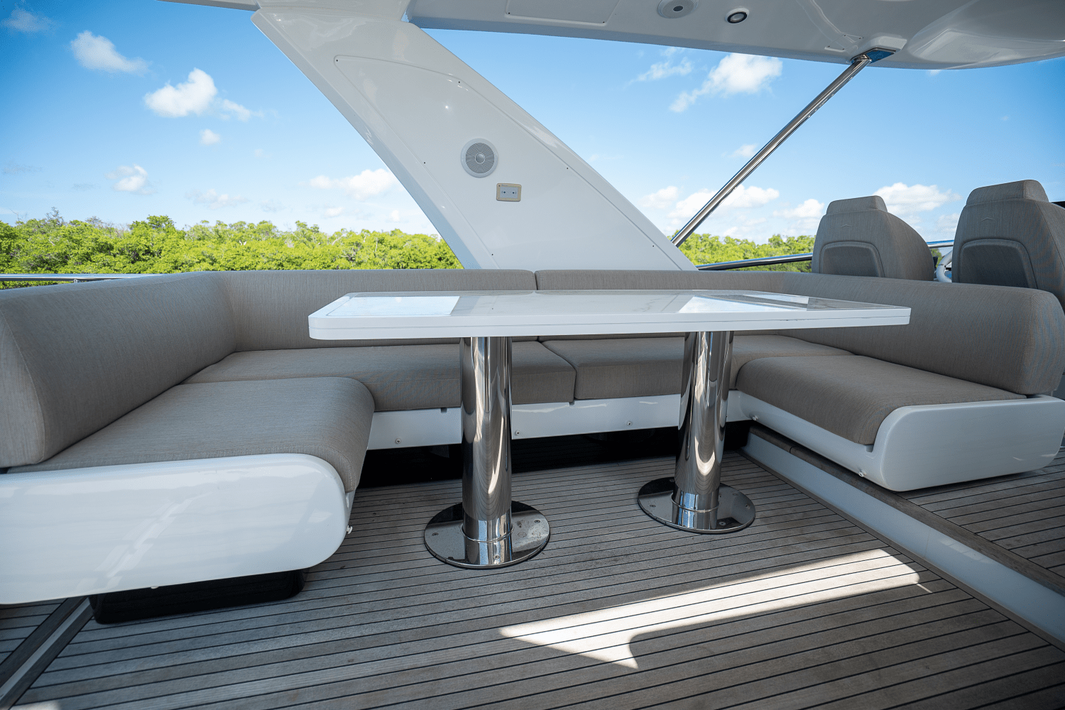 2023 Azimut
                                                             60 FLY Image Thumbnail #45