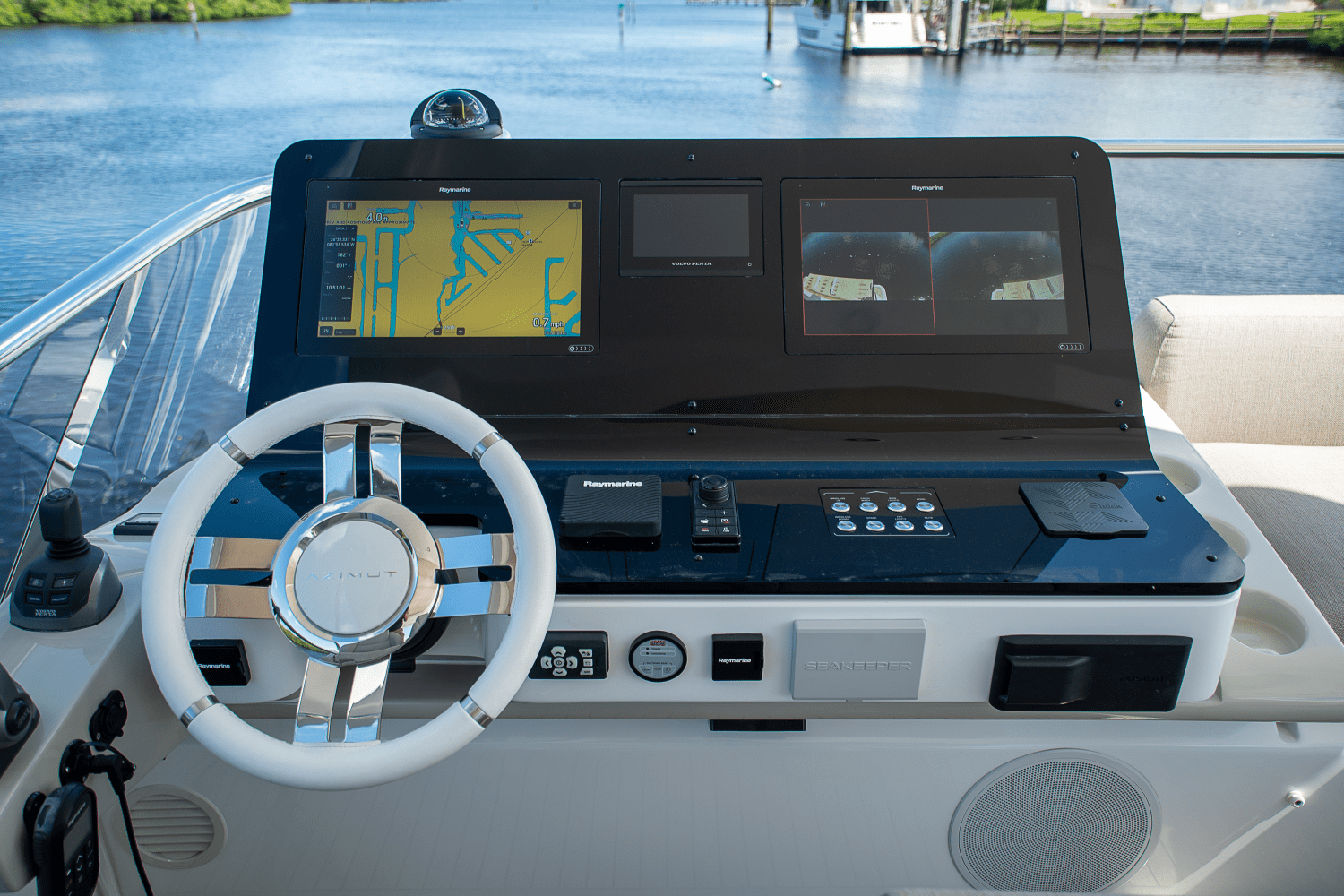 2023 Azimut
                                                             60 FLY Image Thumbnail #57