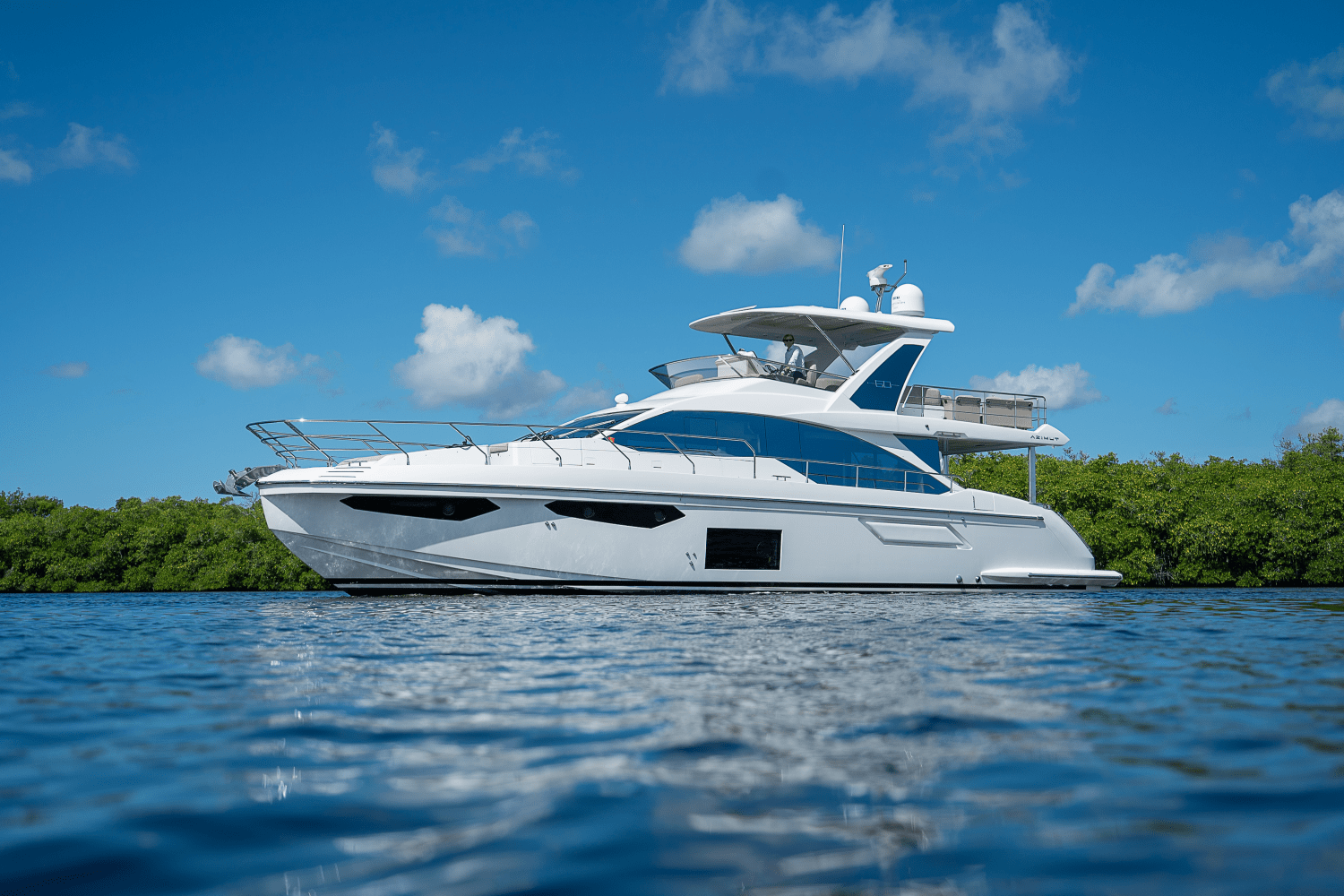 2023 Azimut
                                                             60 FLY Image Thumbnail #2