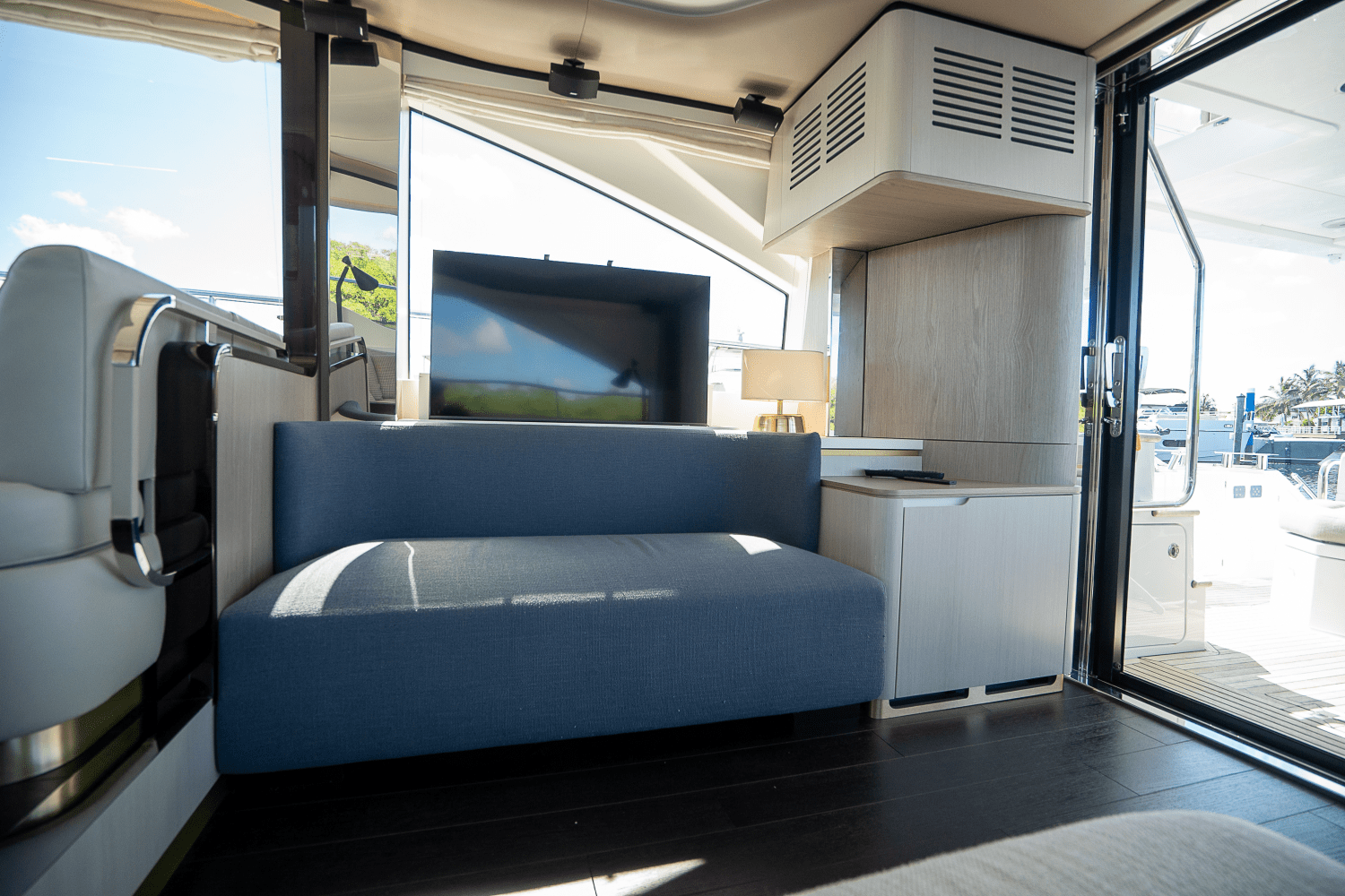2023 Azimut
                                                             60 FLY Image Thumbnail #20