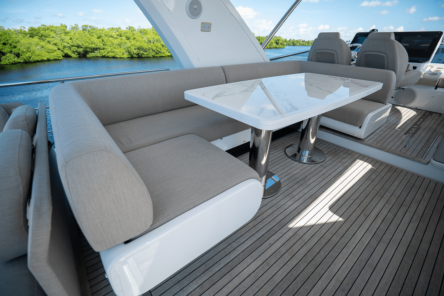 2023 Azimut
                                                             60 FLY Image Thumbnail #47