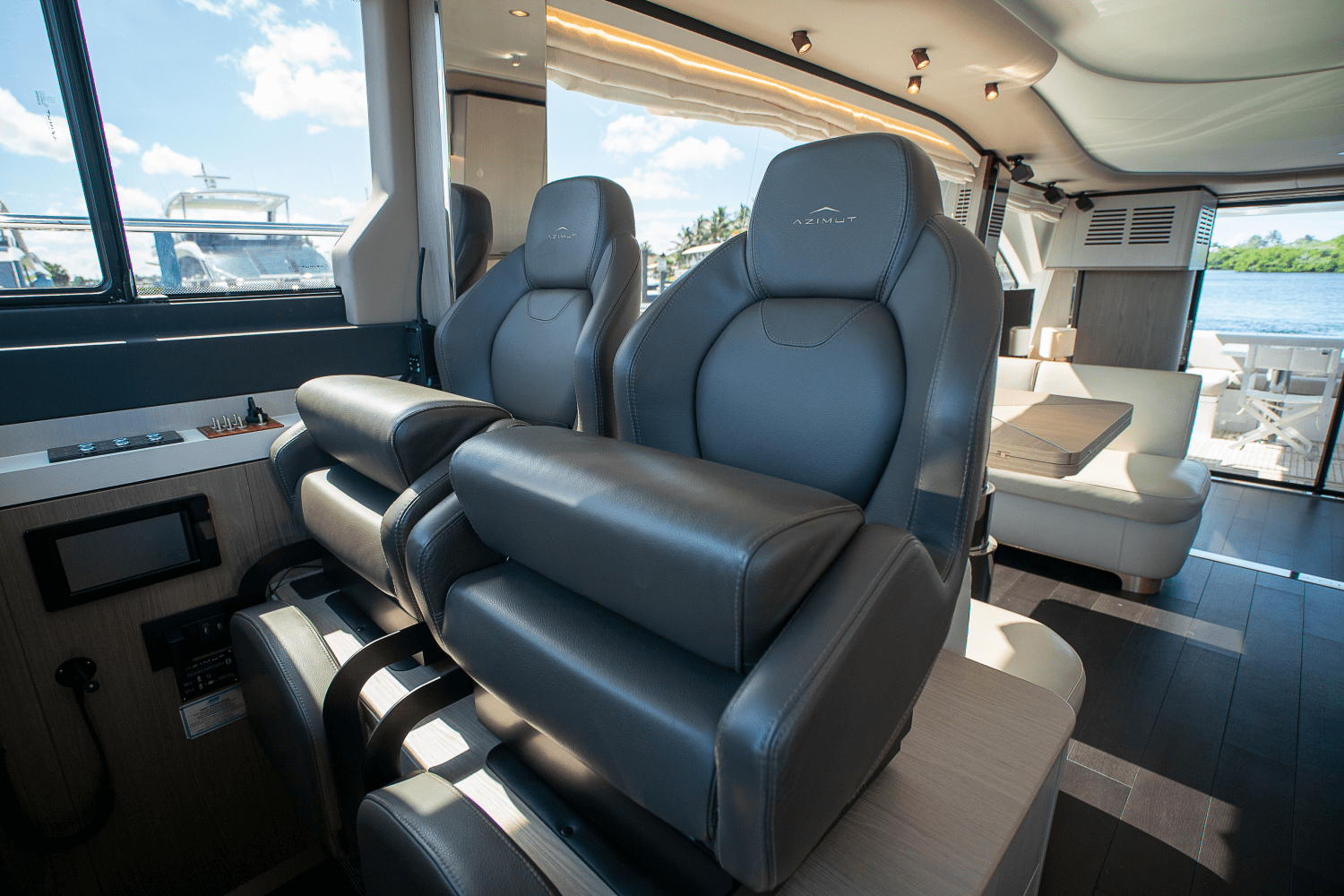2023 Azimut
                                                             60 FLY Image Thumbnail #30