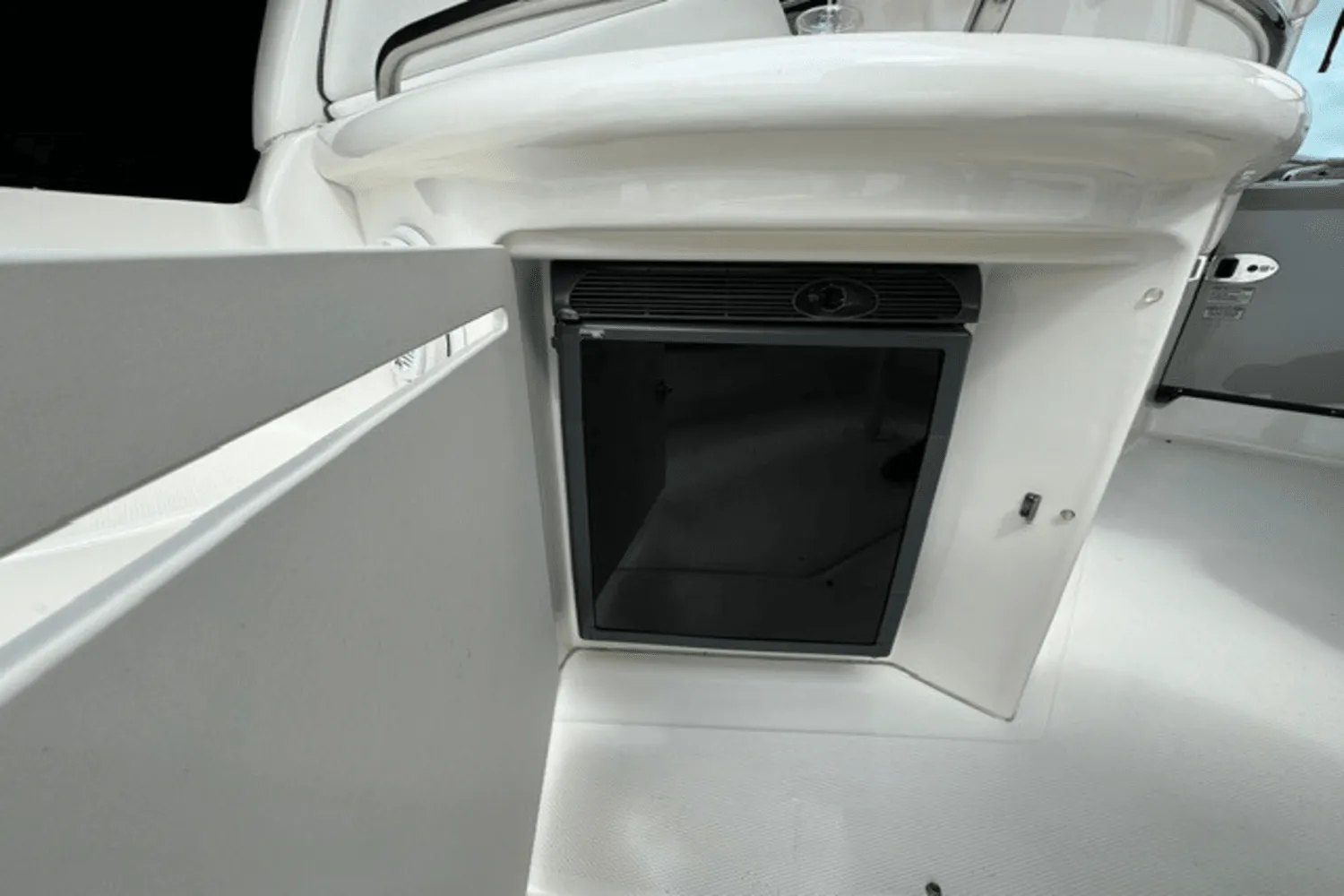 2006 Sea Ray 340 Sundancer Image Thumbnail #4
