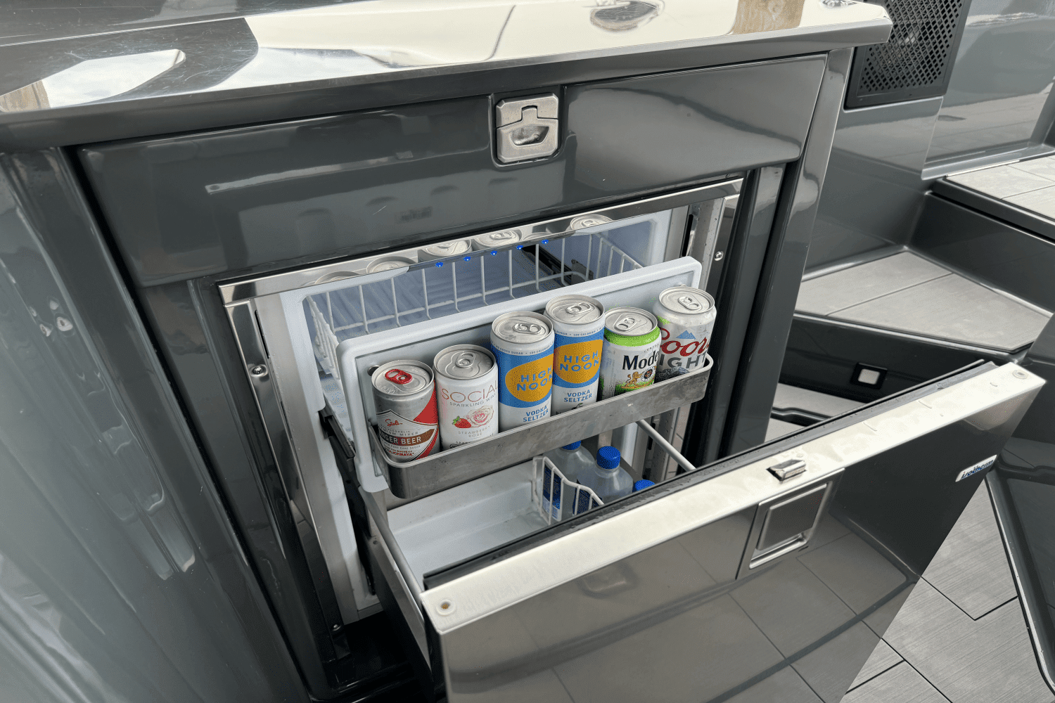 2020 Aviara AV 32 Image Thumbnail #33