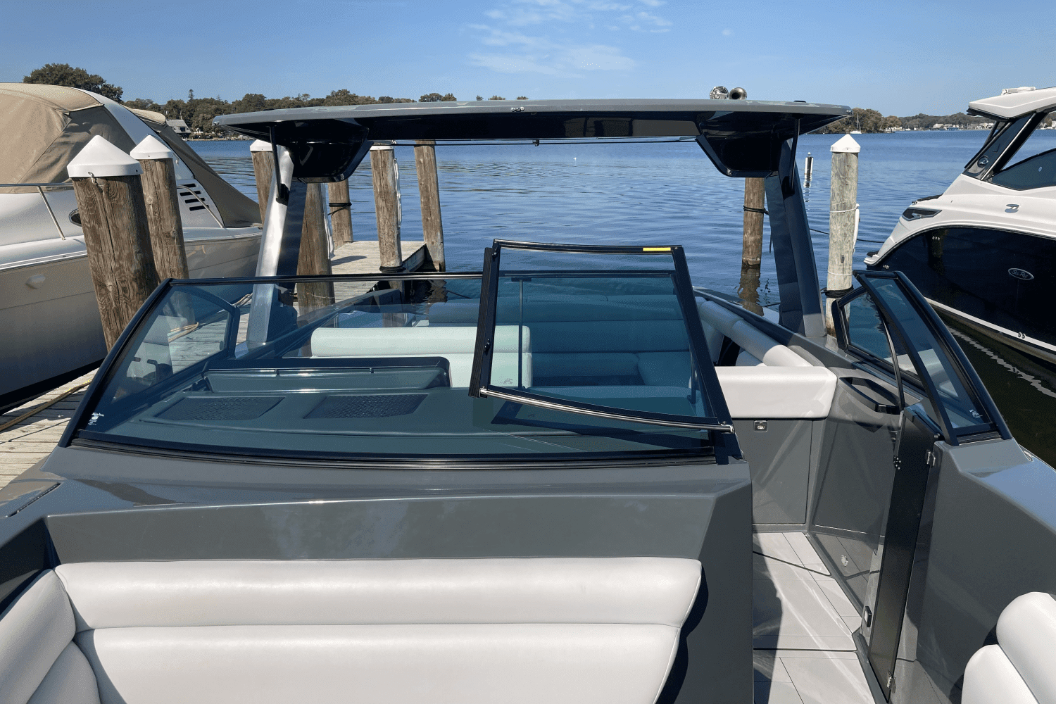 2020 Aviara AV 32 Image Thumbnail #16