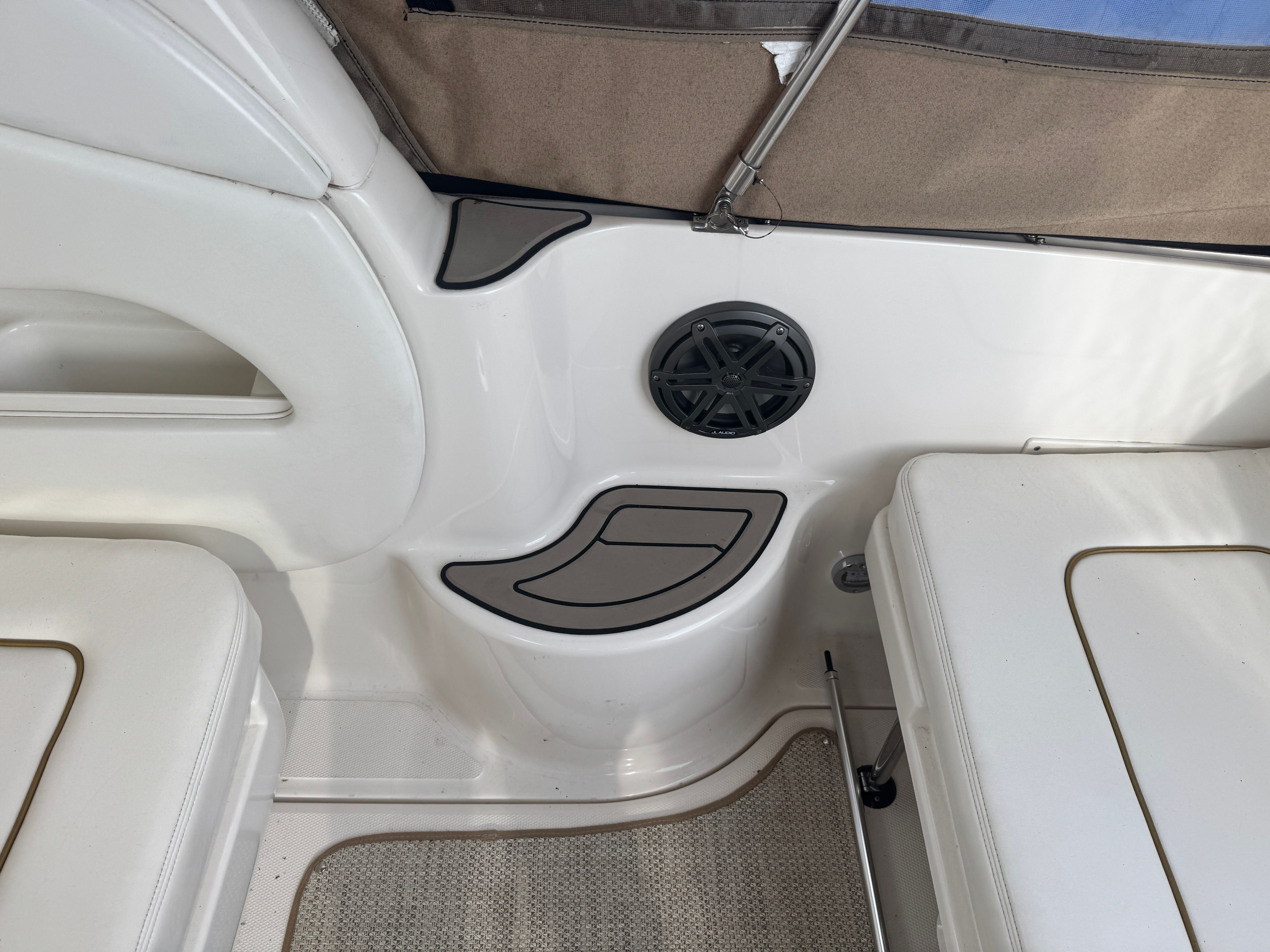 2002 Sea Ray 300 SUNDANCER Image Thumbnail #17