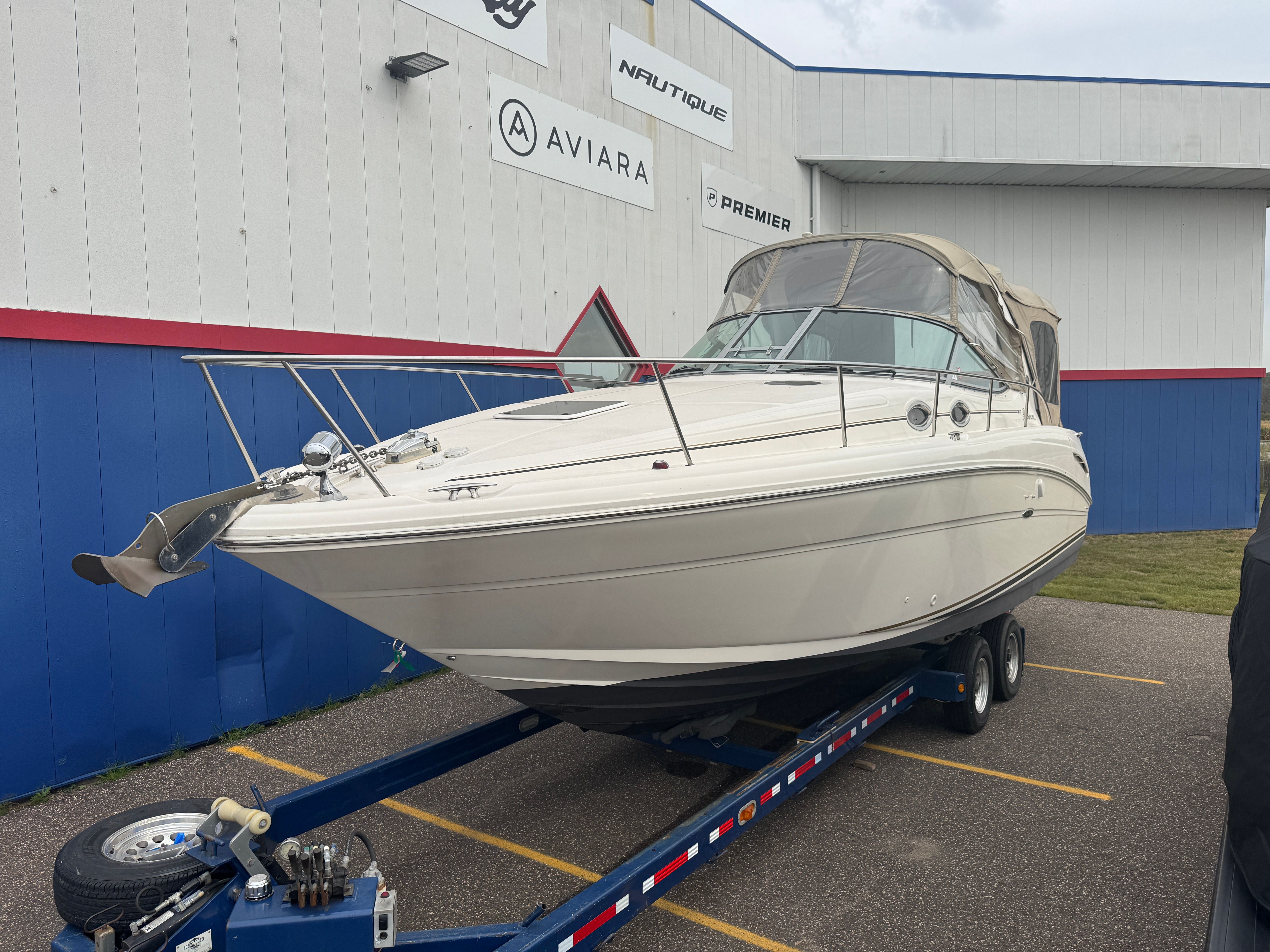 2002 Sea Ray 300 SUNDANCER Image Thumbnail #0