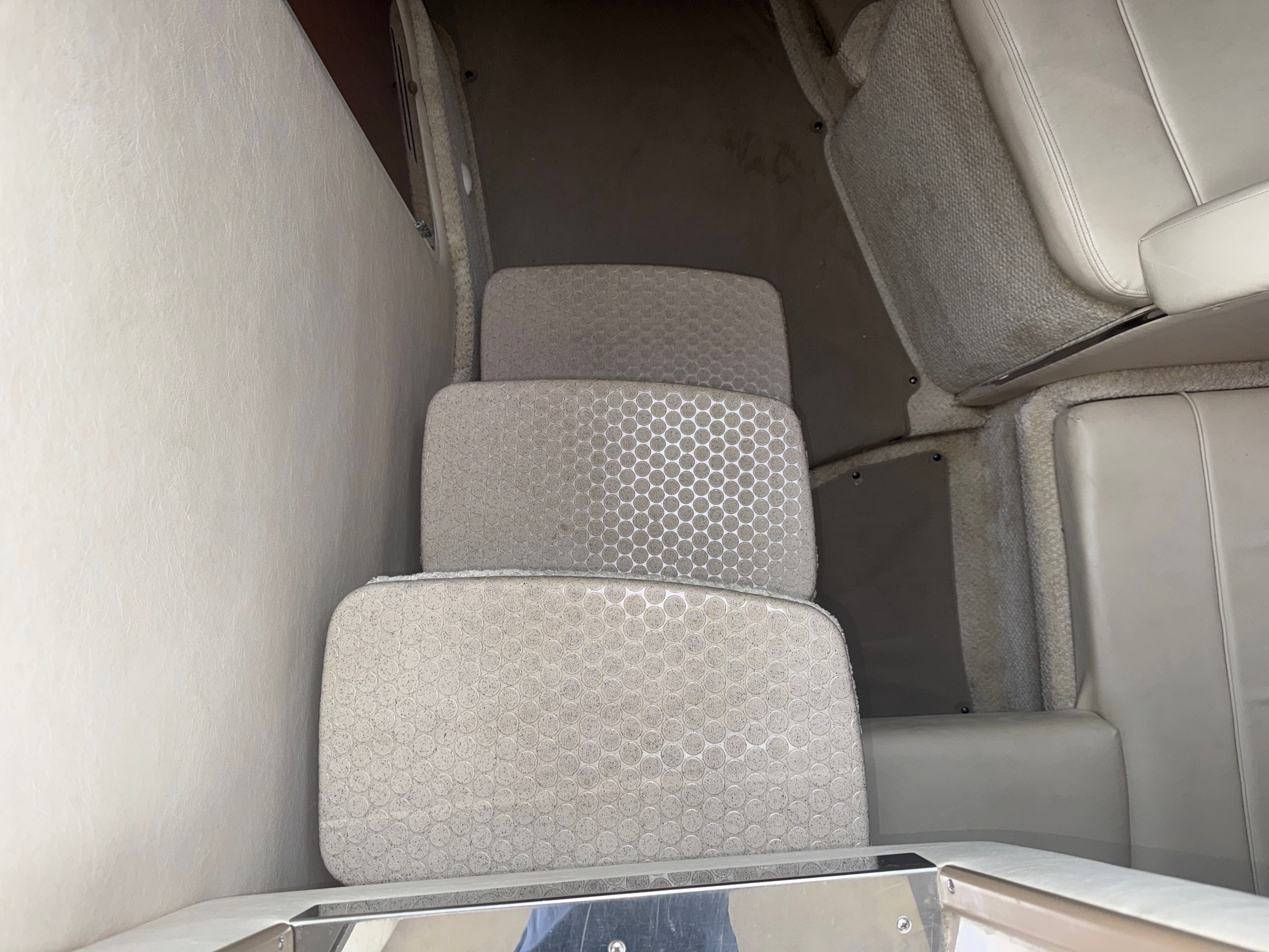 2002 Sea Ray 300 SUNDANCER Image Thumbnail #30