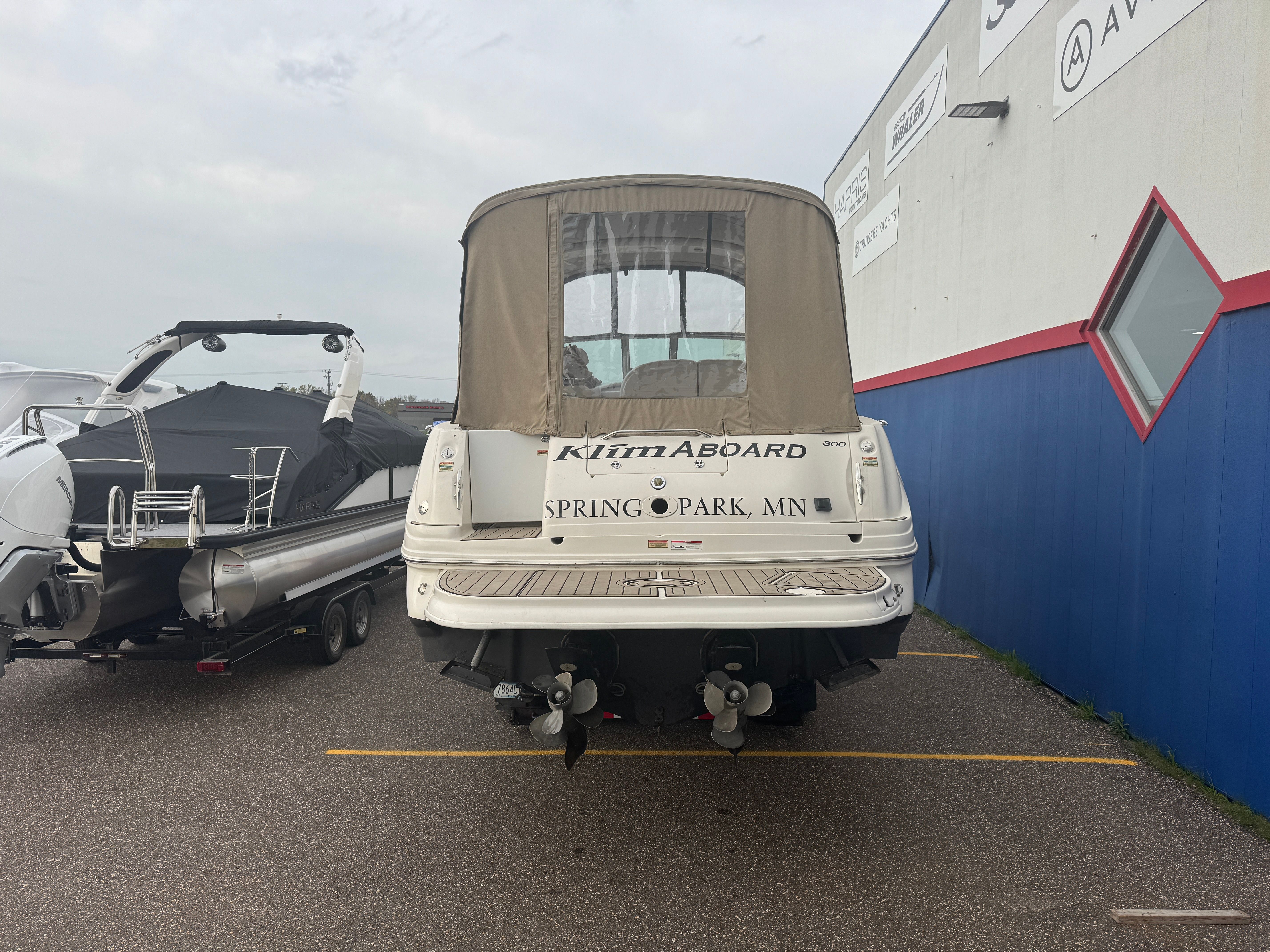 2002 Sea Ray 300 SUNDANCER Image Thumbnail #4