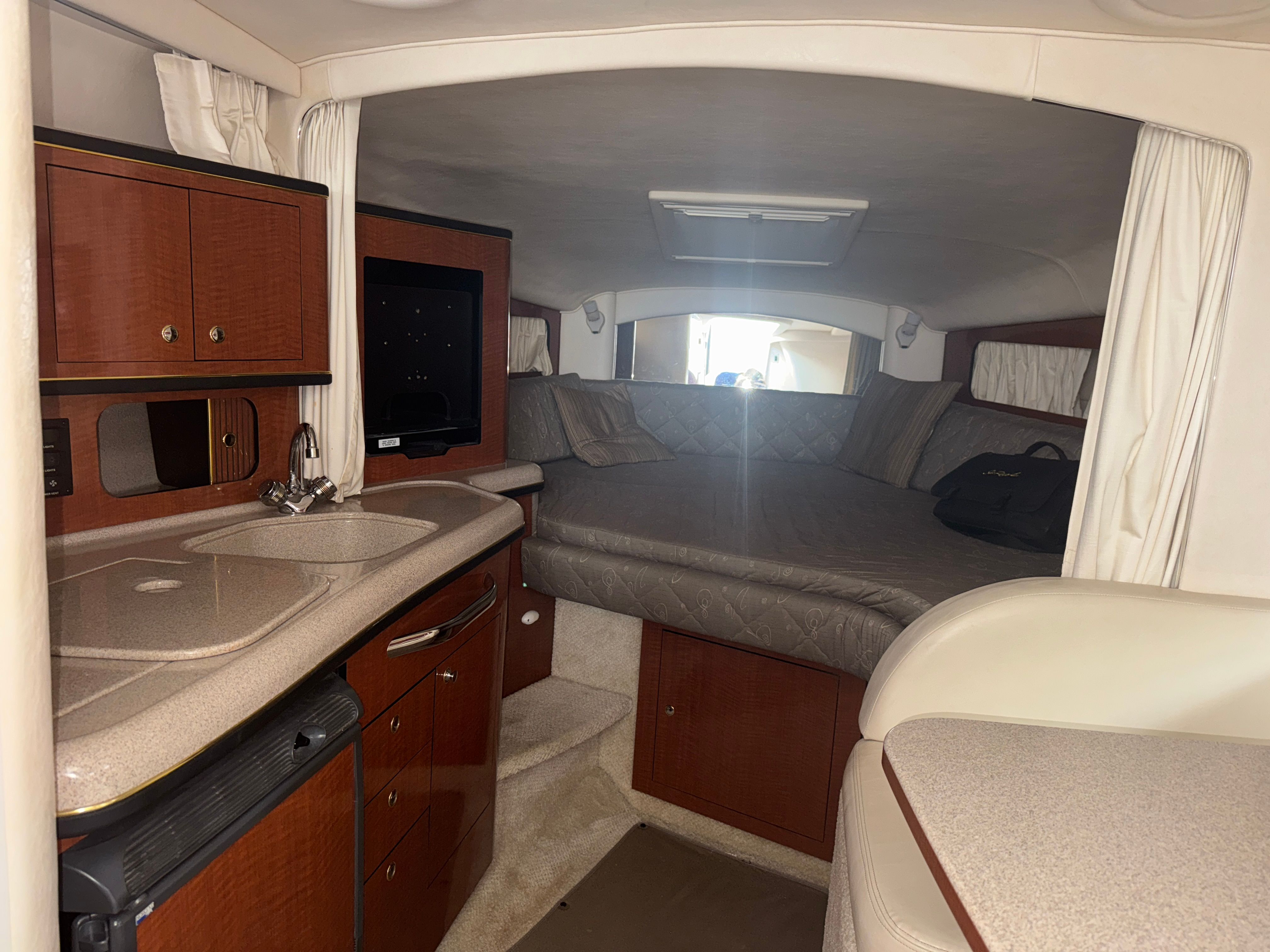 2002 Sea Ray 300 SUNDANCER Image Thumbnail #31