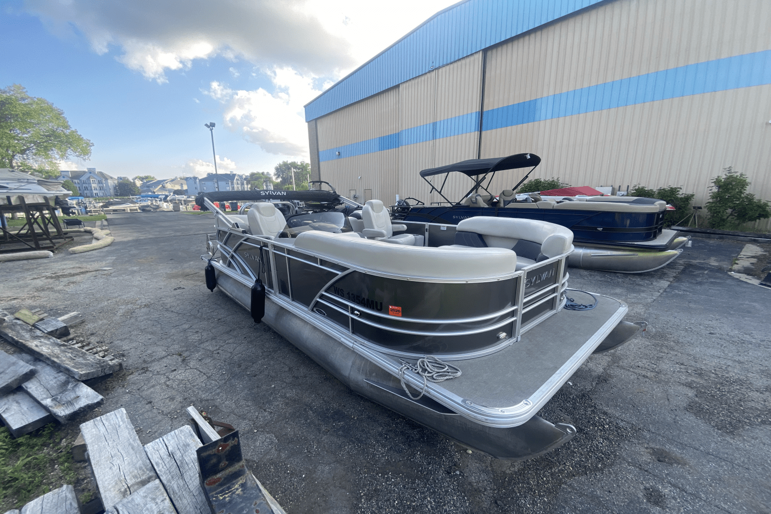 2021 Sylvan MIRAGE 8520 LZ Image Thumbnail #3