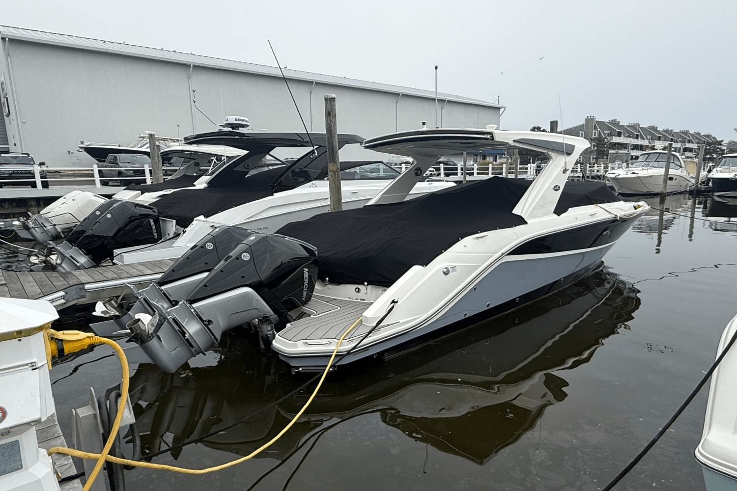 2023 Sea Ray SLX 310 Outboard Image Thumbnail #4