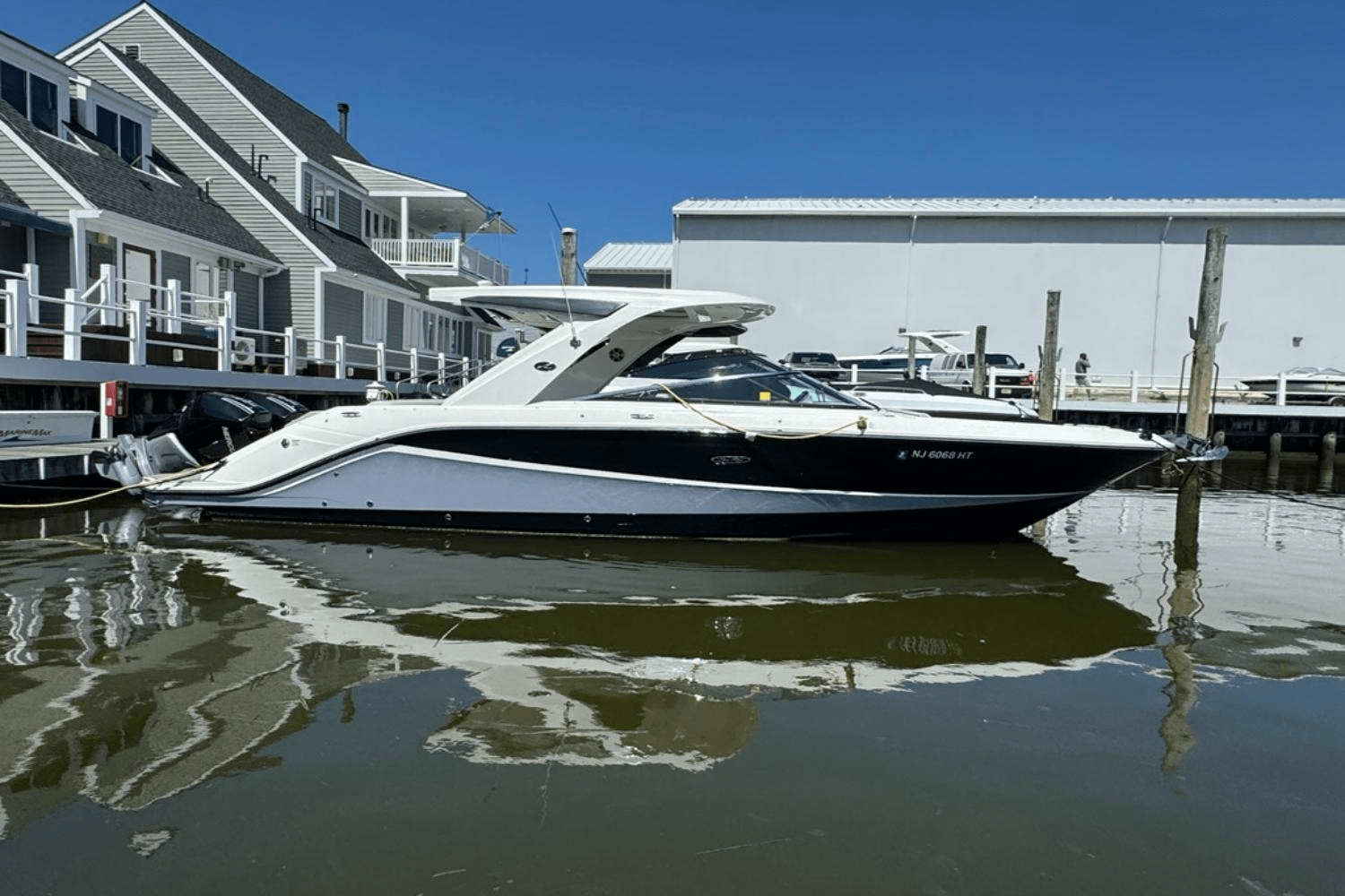 2023 Sea Ray SLX 310 Outboard Image Thumbnail #2