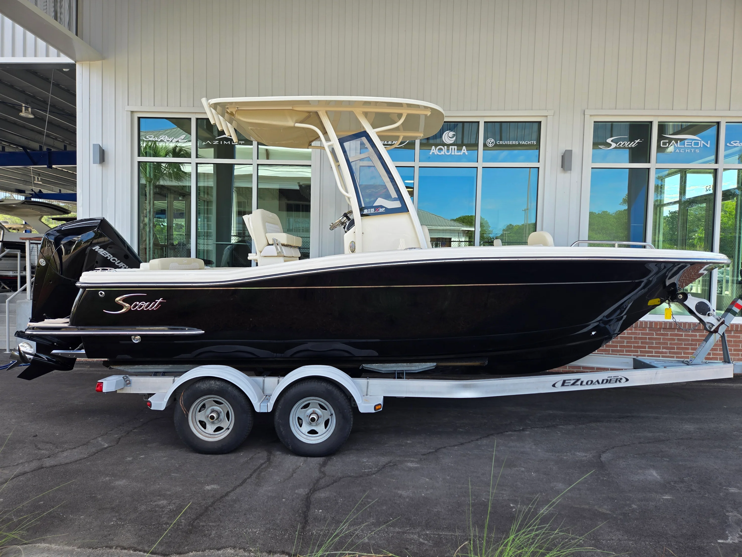 2026 Scout 215 XSF Image Thumbnail #0