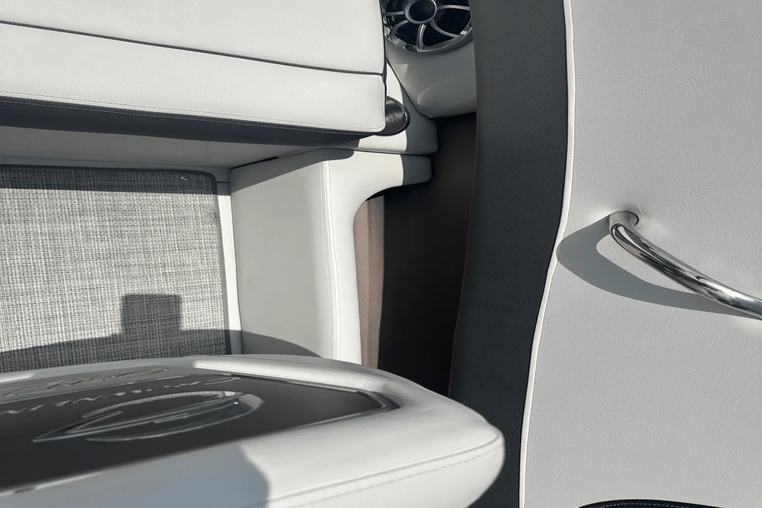 2022 Crownline 210 SS Image Thumbnail #20