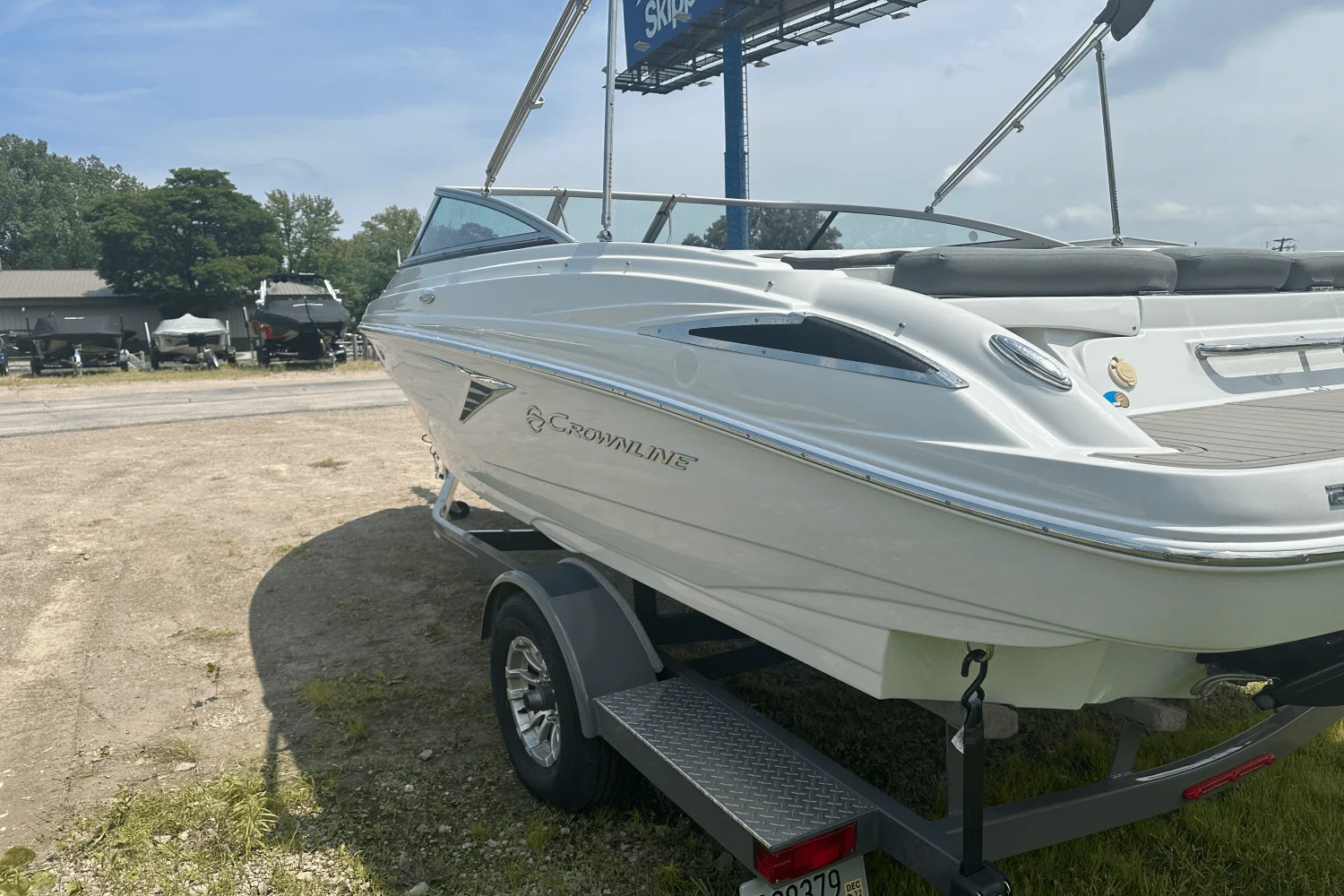 2022 Crownline 210 SS Image Thumbnail #3