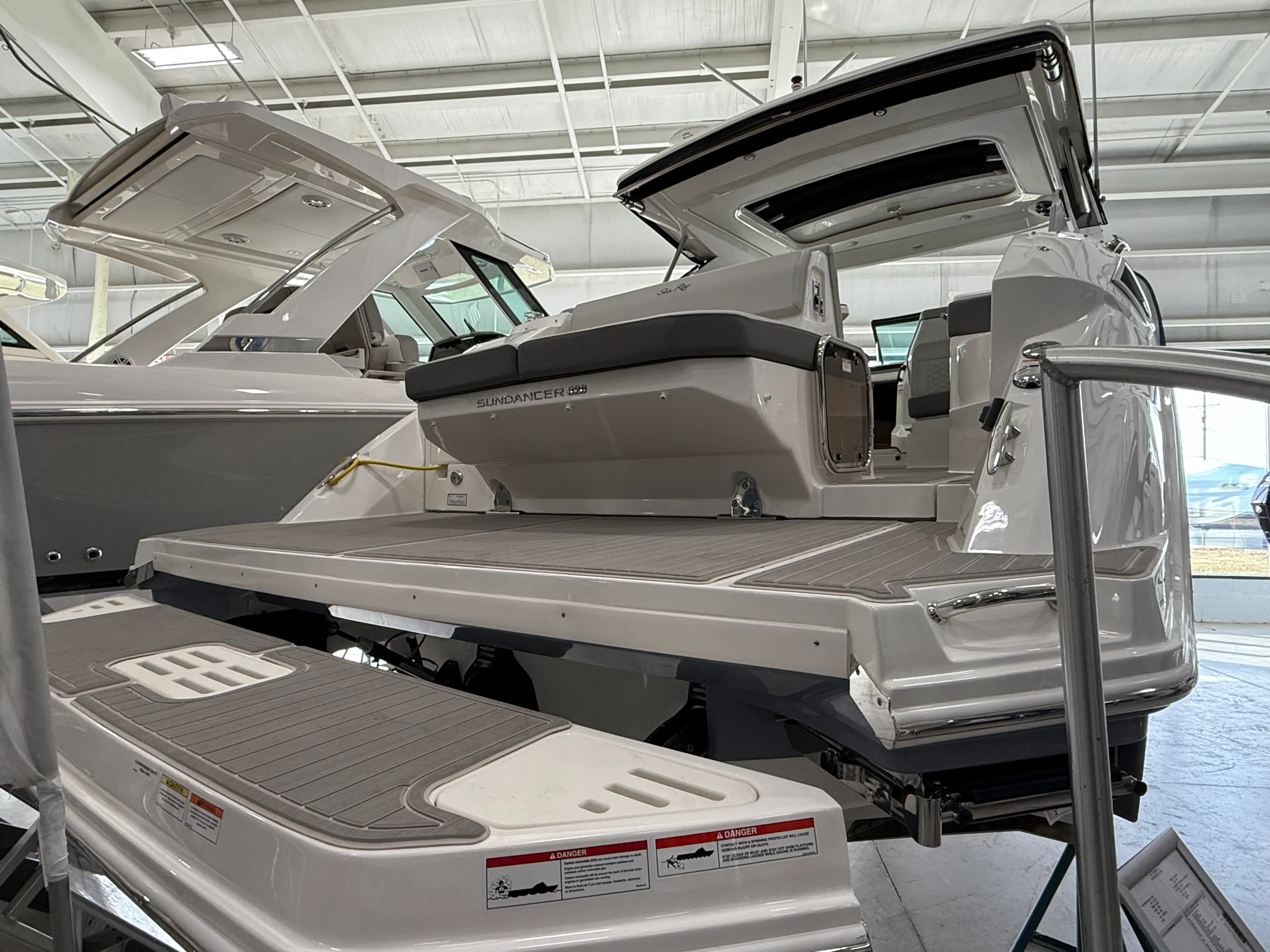 2026 Sea Ray Sundancer 320 Image Thumbnail #82