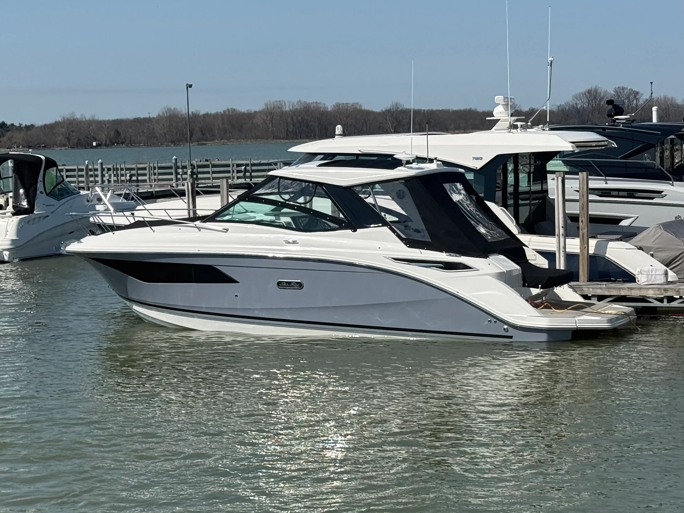 2026 Sea Ray Sundancer 320 Image Thumbnail #0