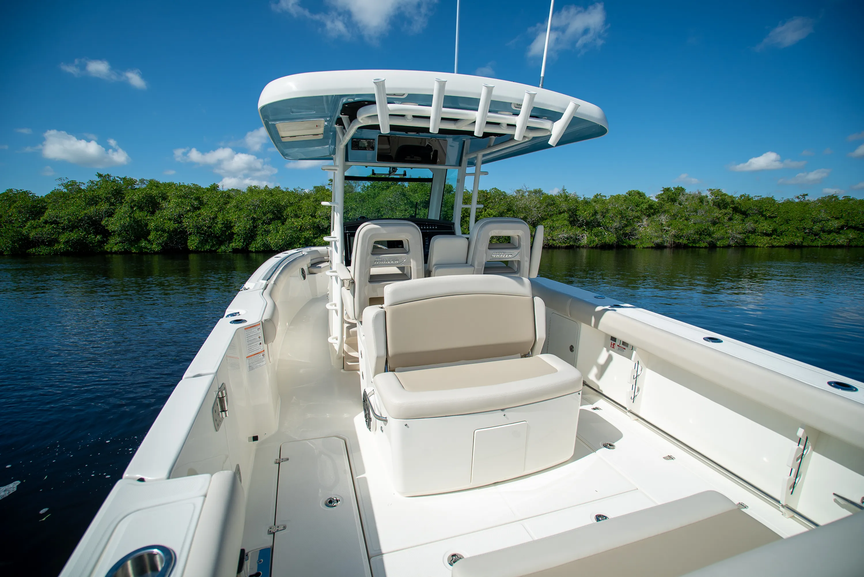 2026 Boston Whaler 330 Outrage Image Thumbnail #4