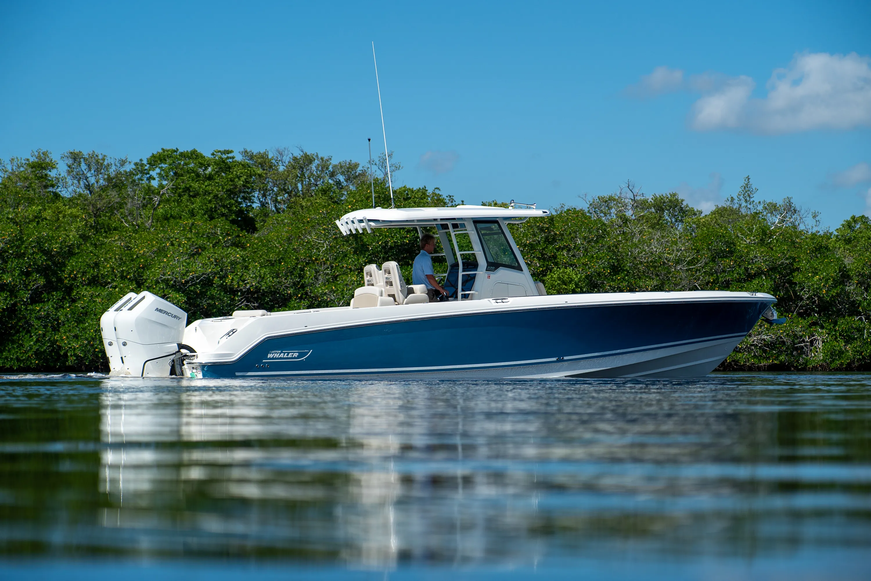 2026 Boston Whaler 330 Outrage Image Thumbnail #31
