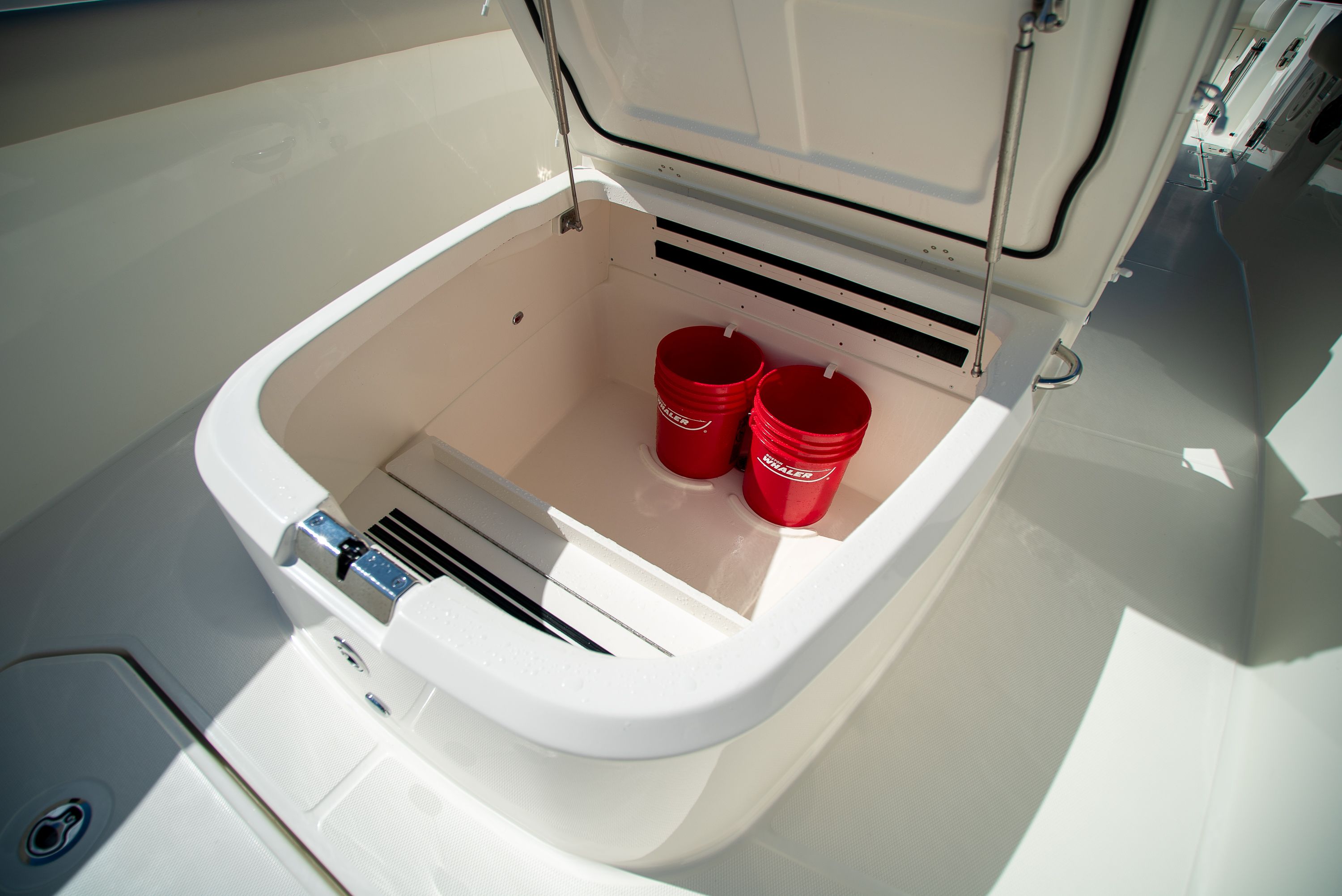 2026 Boston Whaler 330 Outrage Image Thumbnail #17