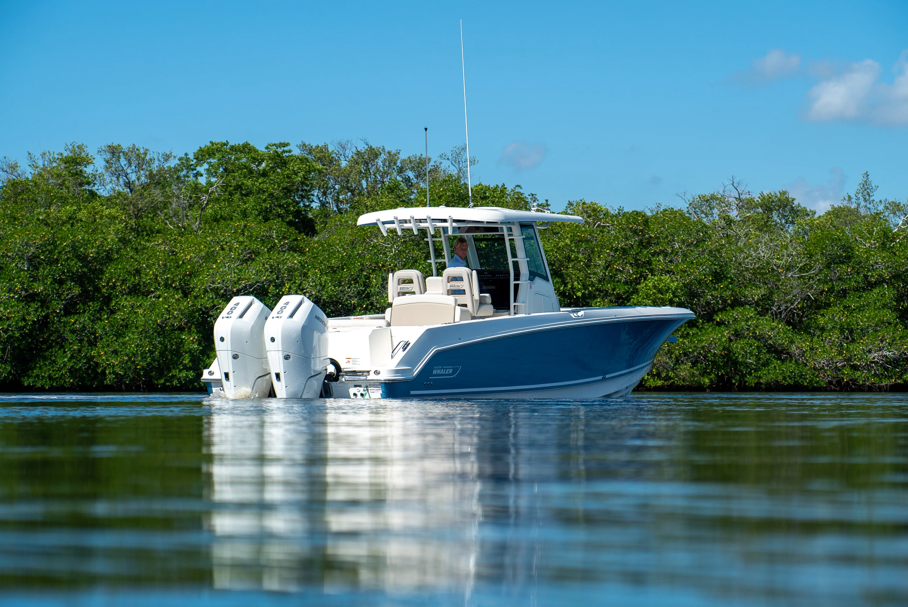 2026 Boston Whaler 330 Outrage Image Thumbnail #34