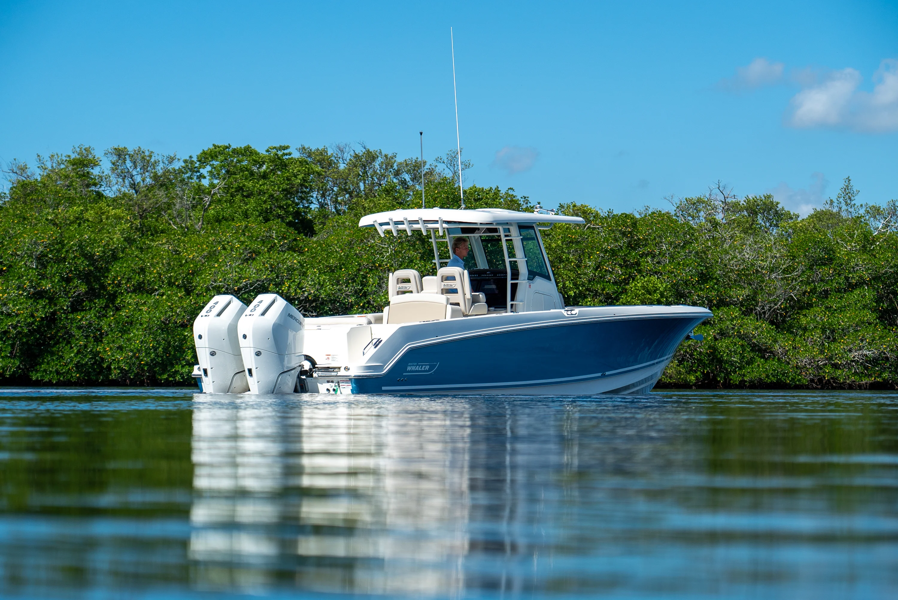 2026 Boston Whaler 330 Outrage Image Thumbnail #33