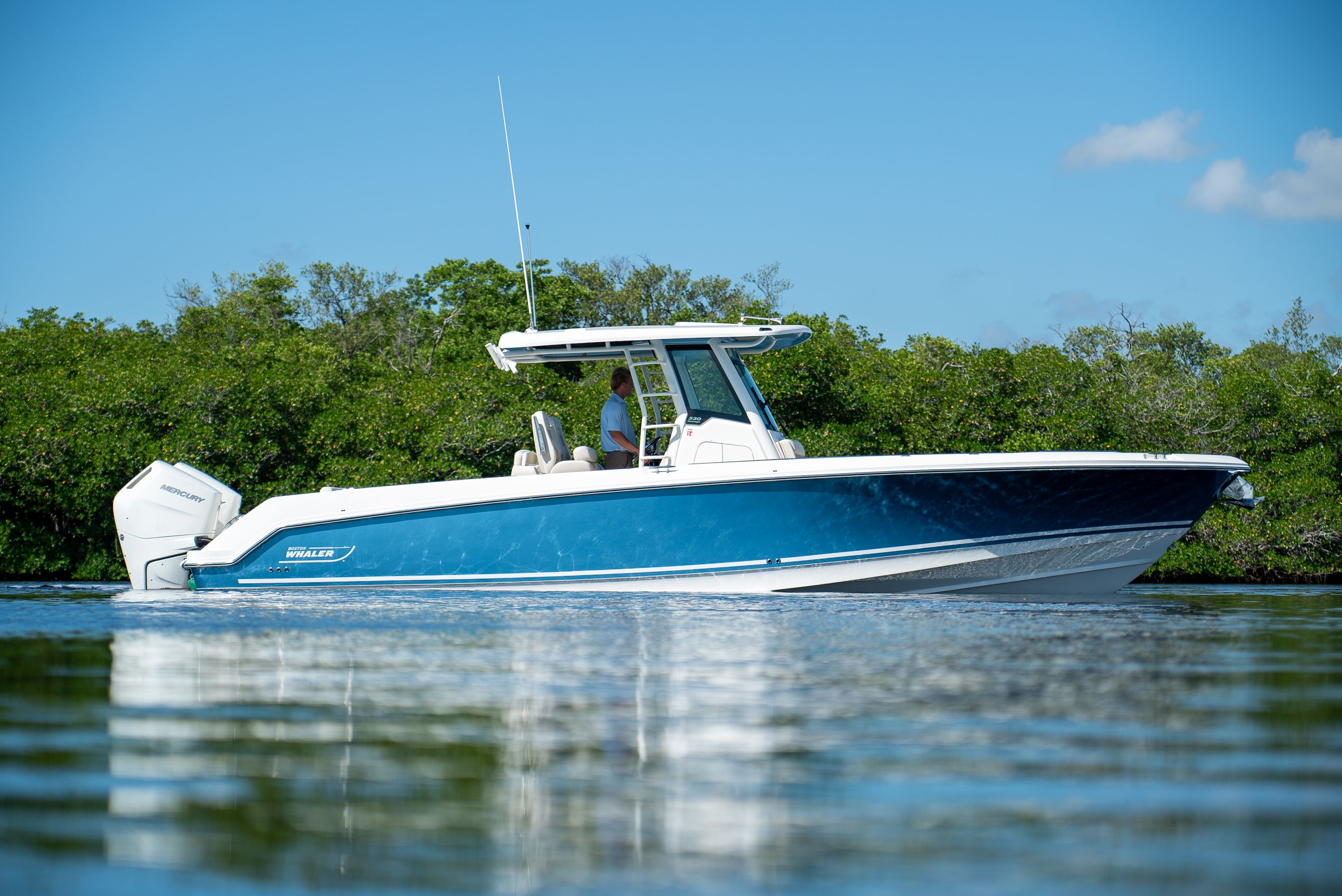 2026 Boston Whaler 330 Outrage Image Thumbnail #21