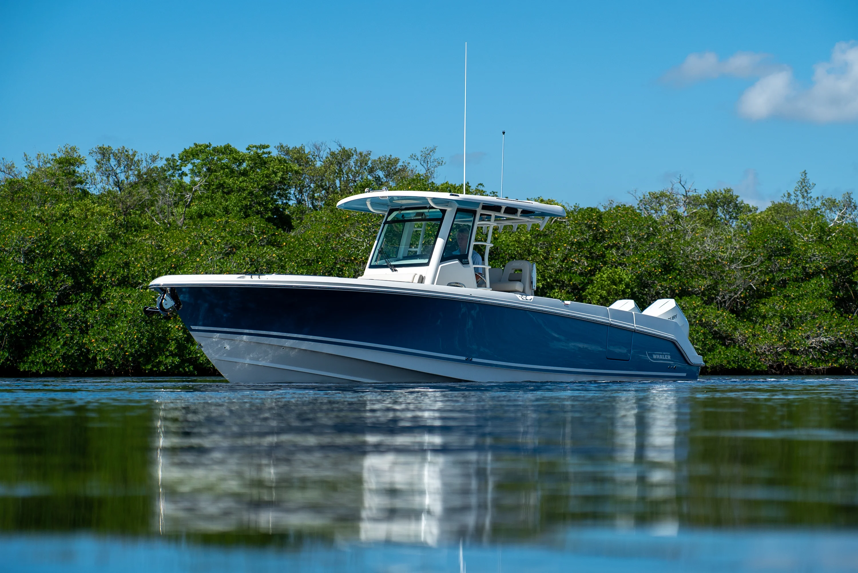 2026 Boston Whaler 330 Outrage Image Thumbnail #27