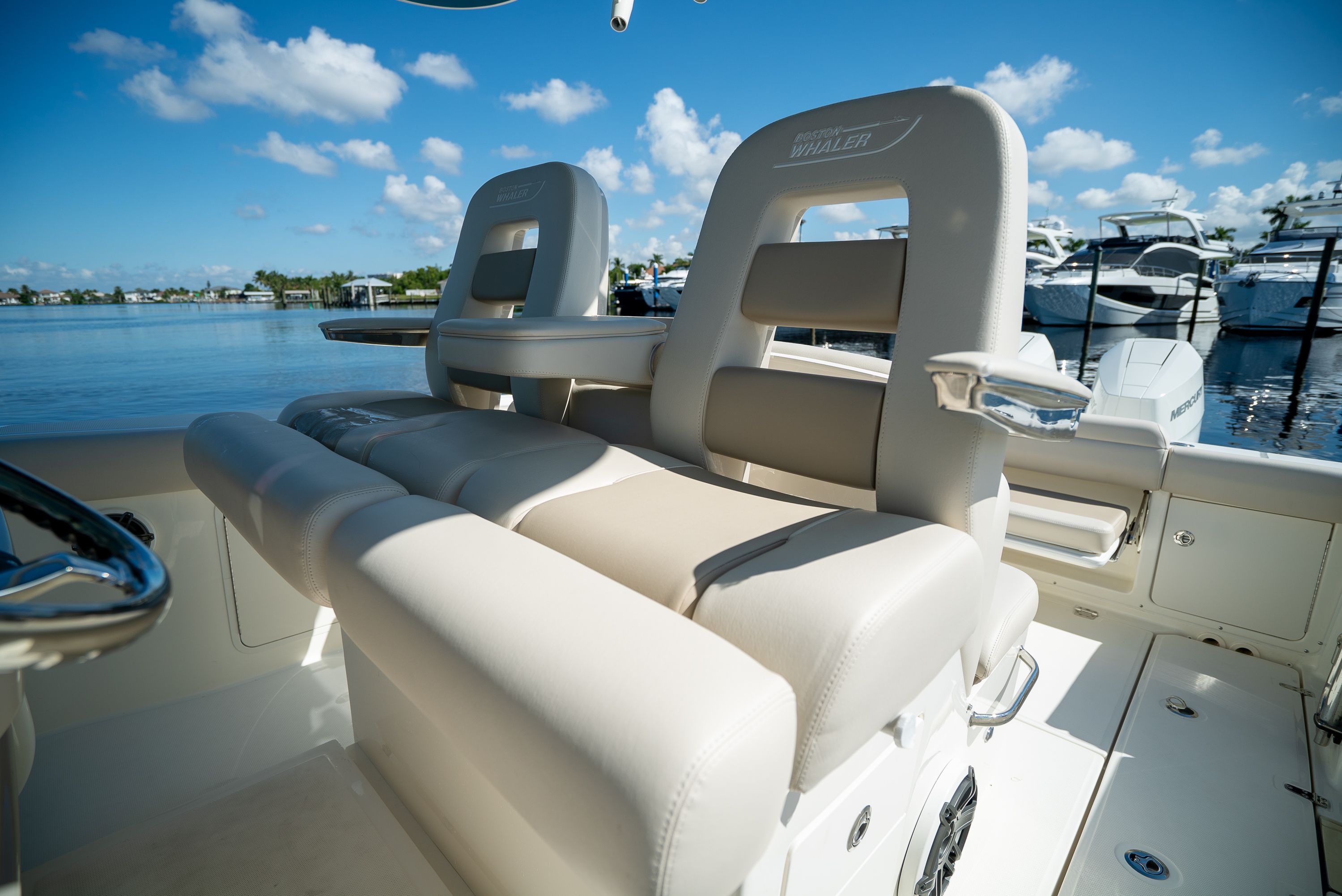 2026 Boston Whaler 330 Outrage Image Thumbnail #11