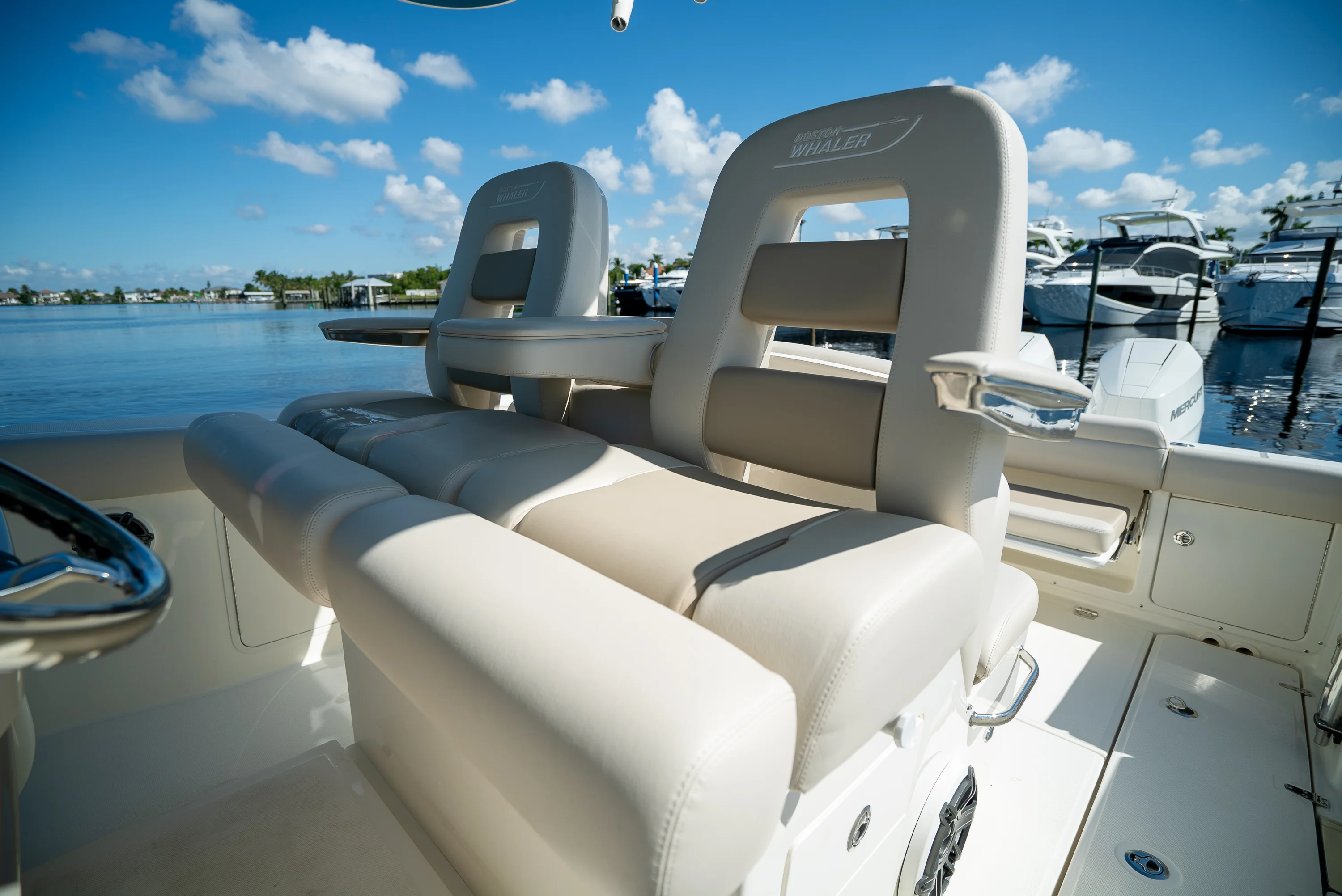 2026 Boston Whaler 330 Outrage Image Thumbnail #11