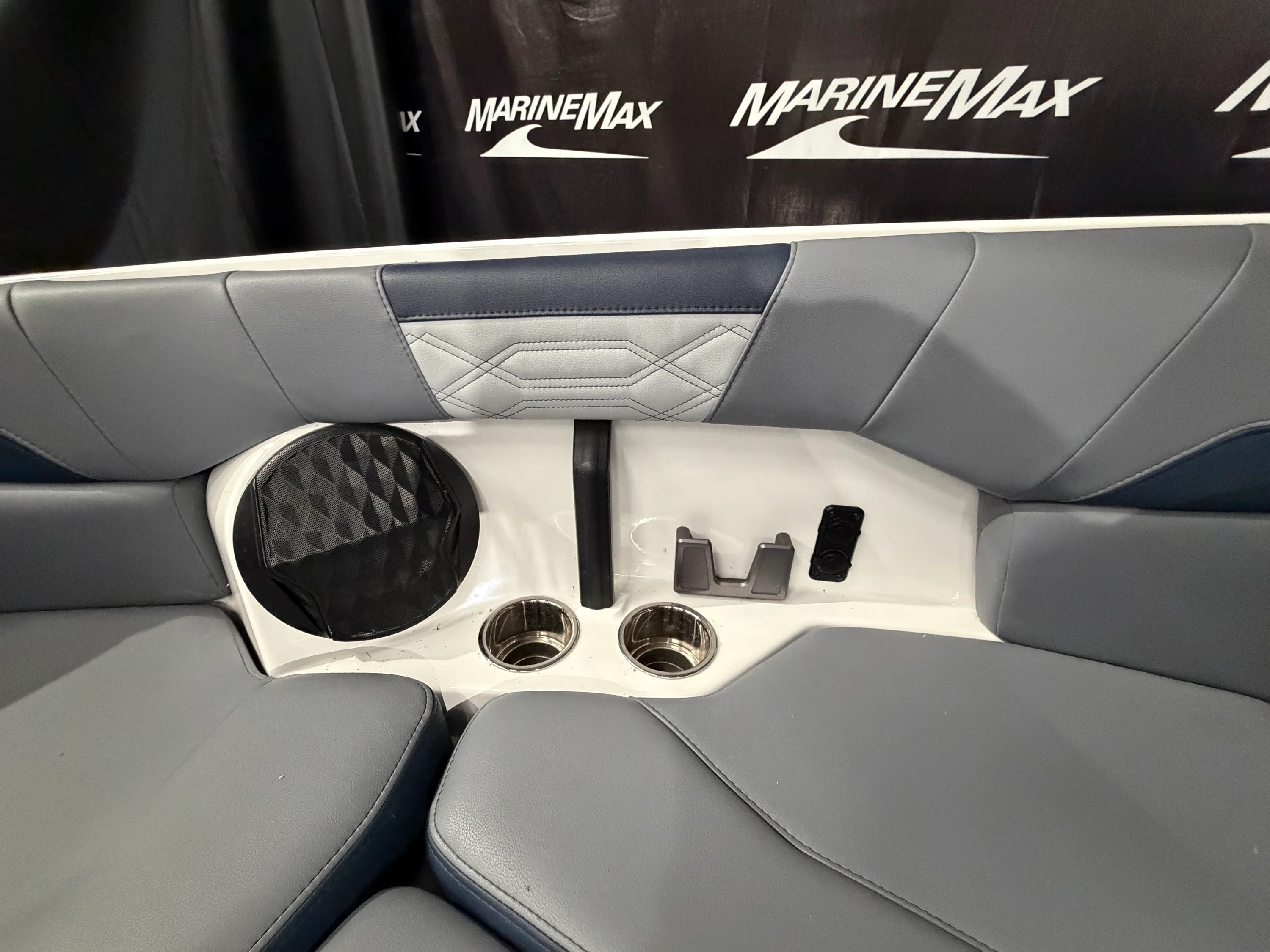 2023 Malibu 25 LSV Image Thumbnail #34