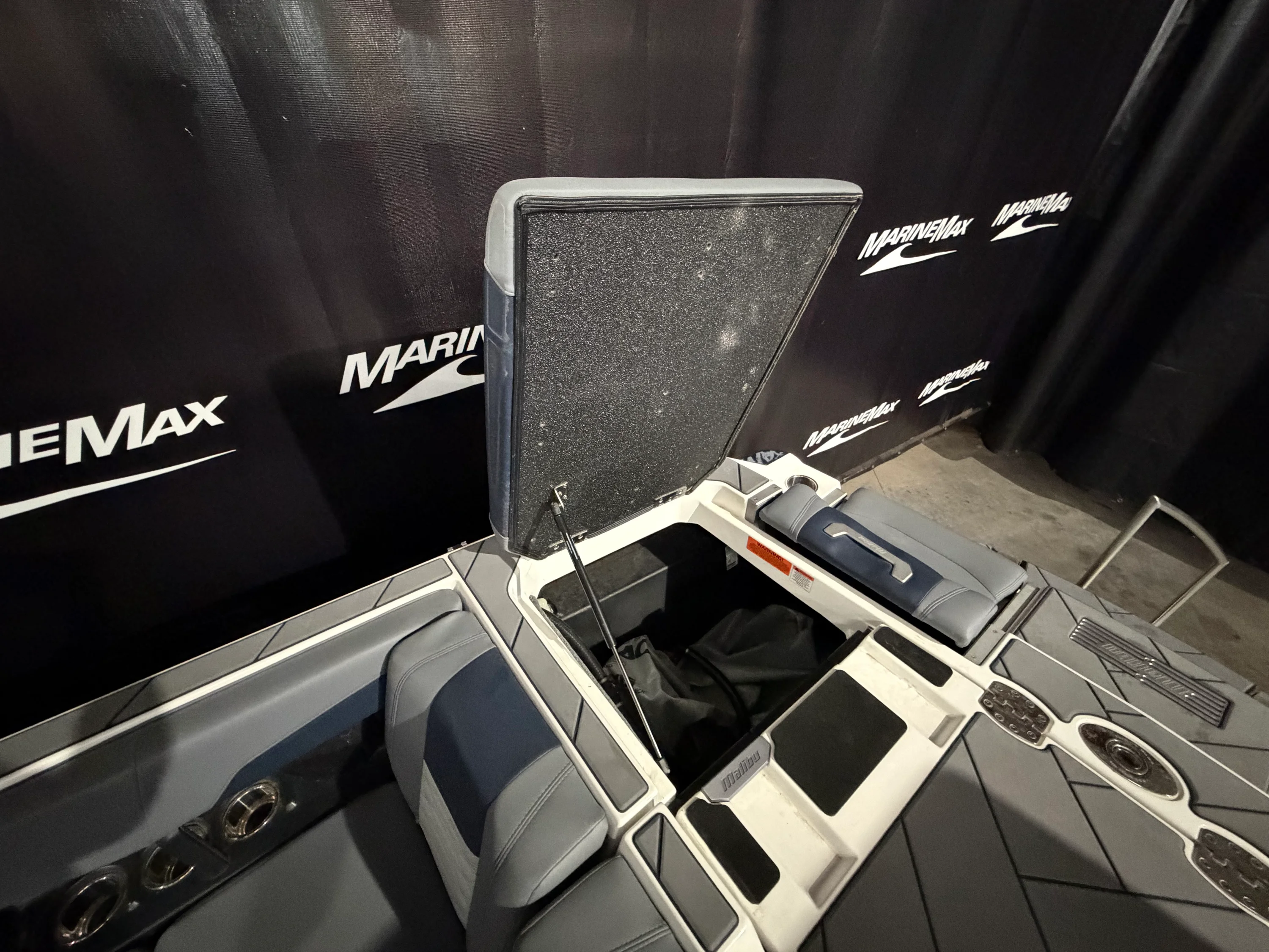 2023 Malibu 25 LSV Image Thumbnail #12