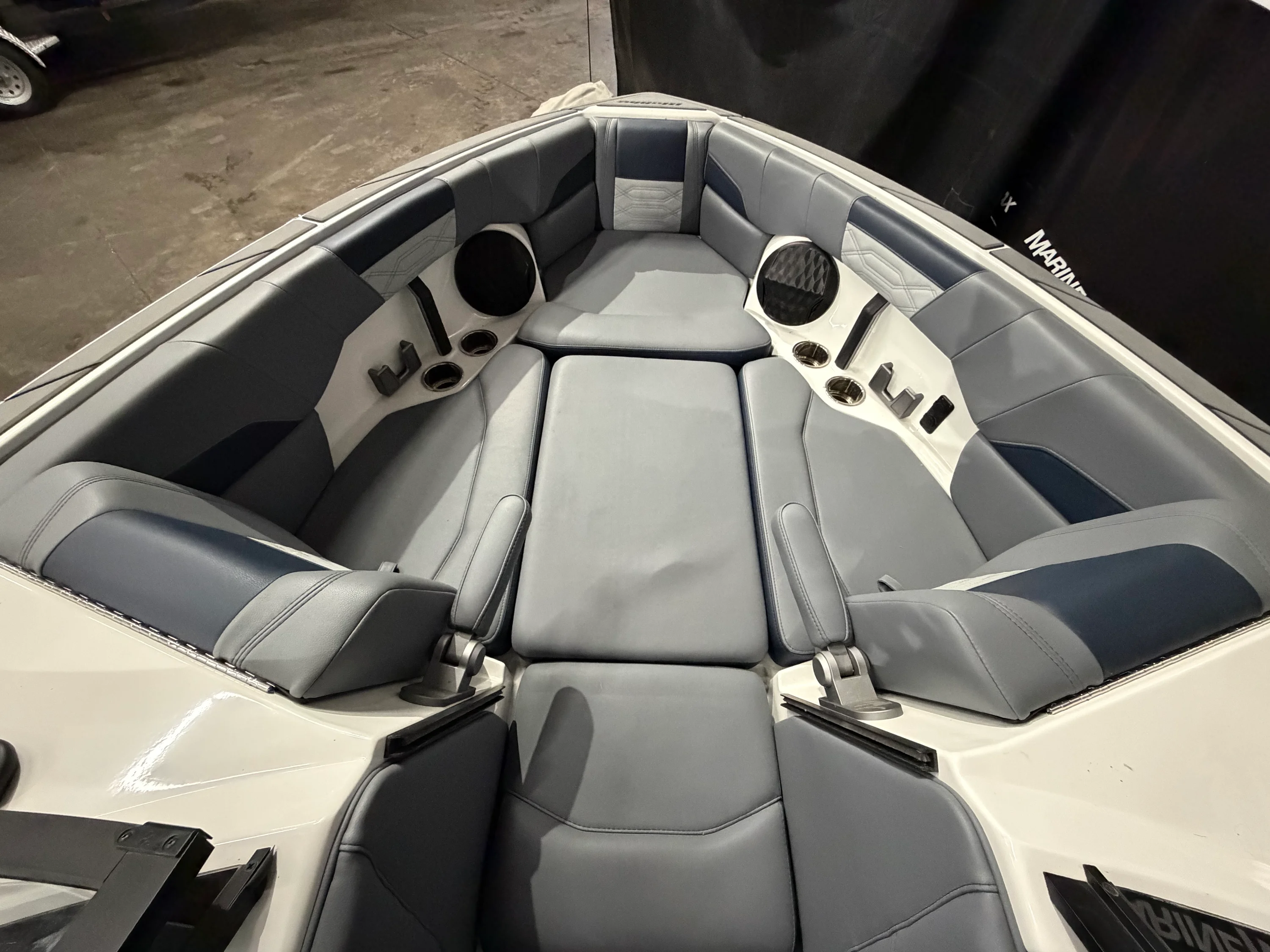 2023 Malibu 25 LSV Image Thumbnail #31