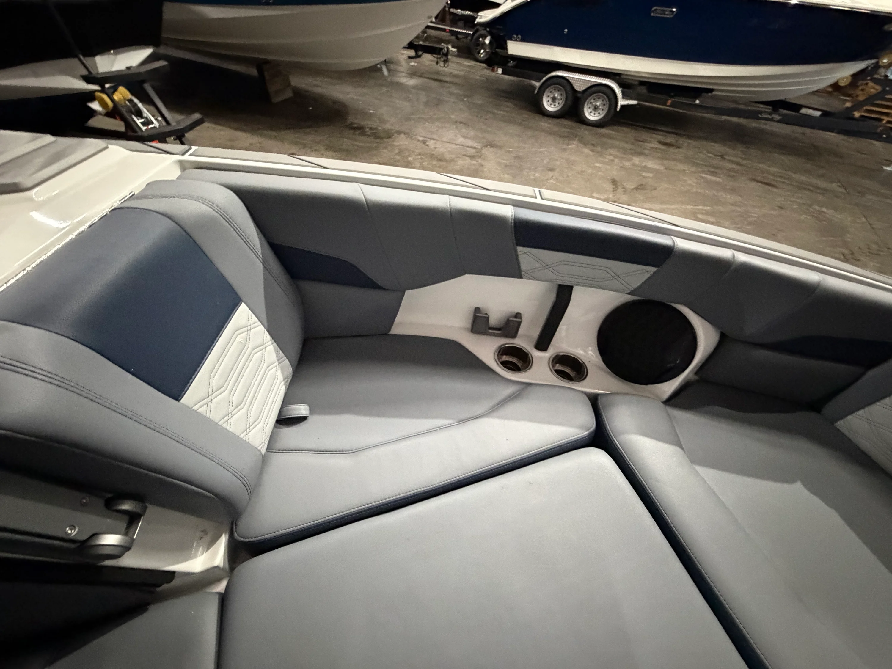 2023 Malibu 25 LSV Image Thumbnail #32