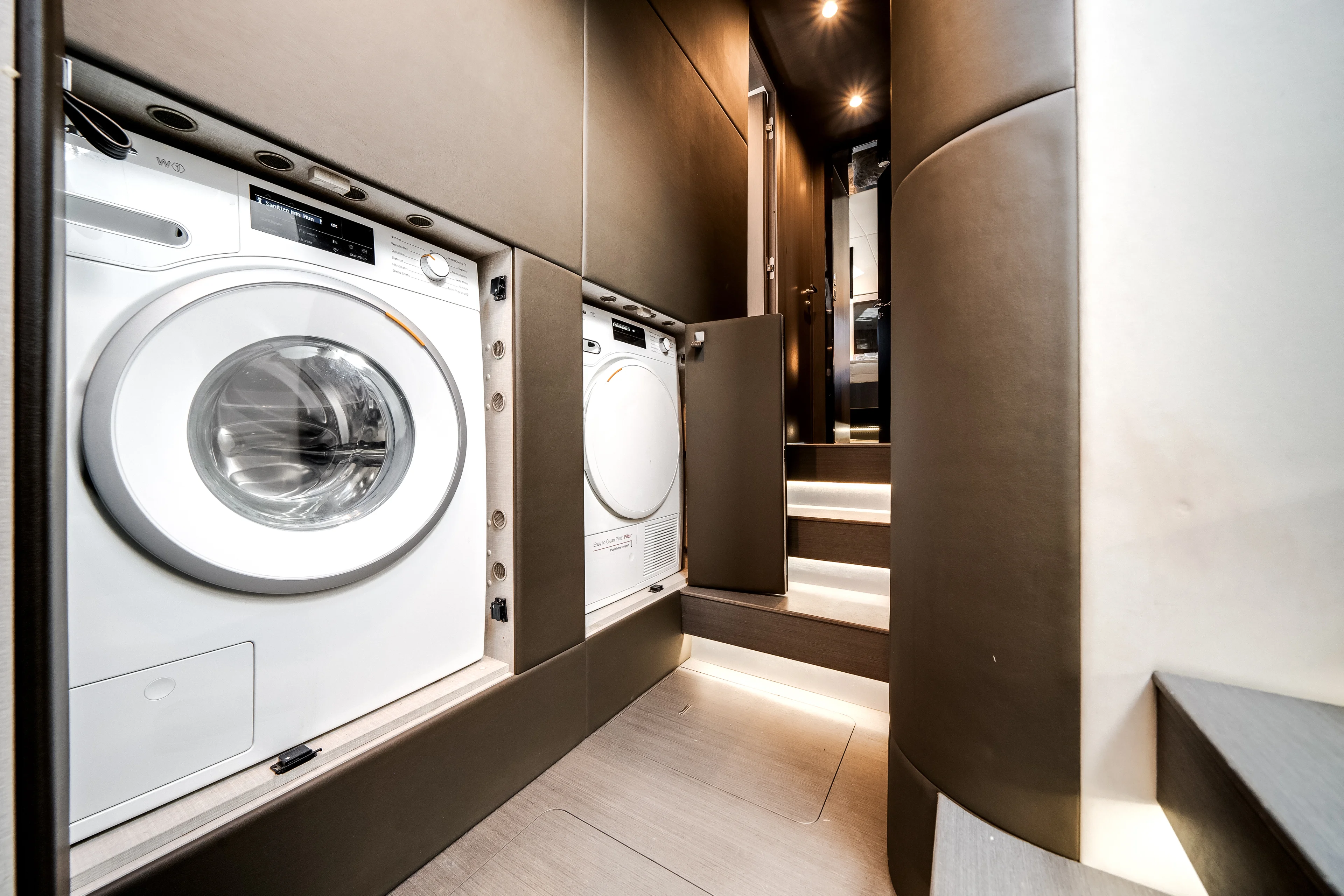 2022 Azimut S7 Image Thumbnail #36