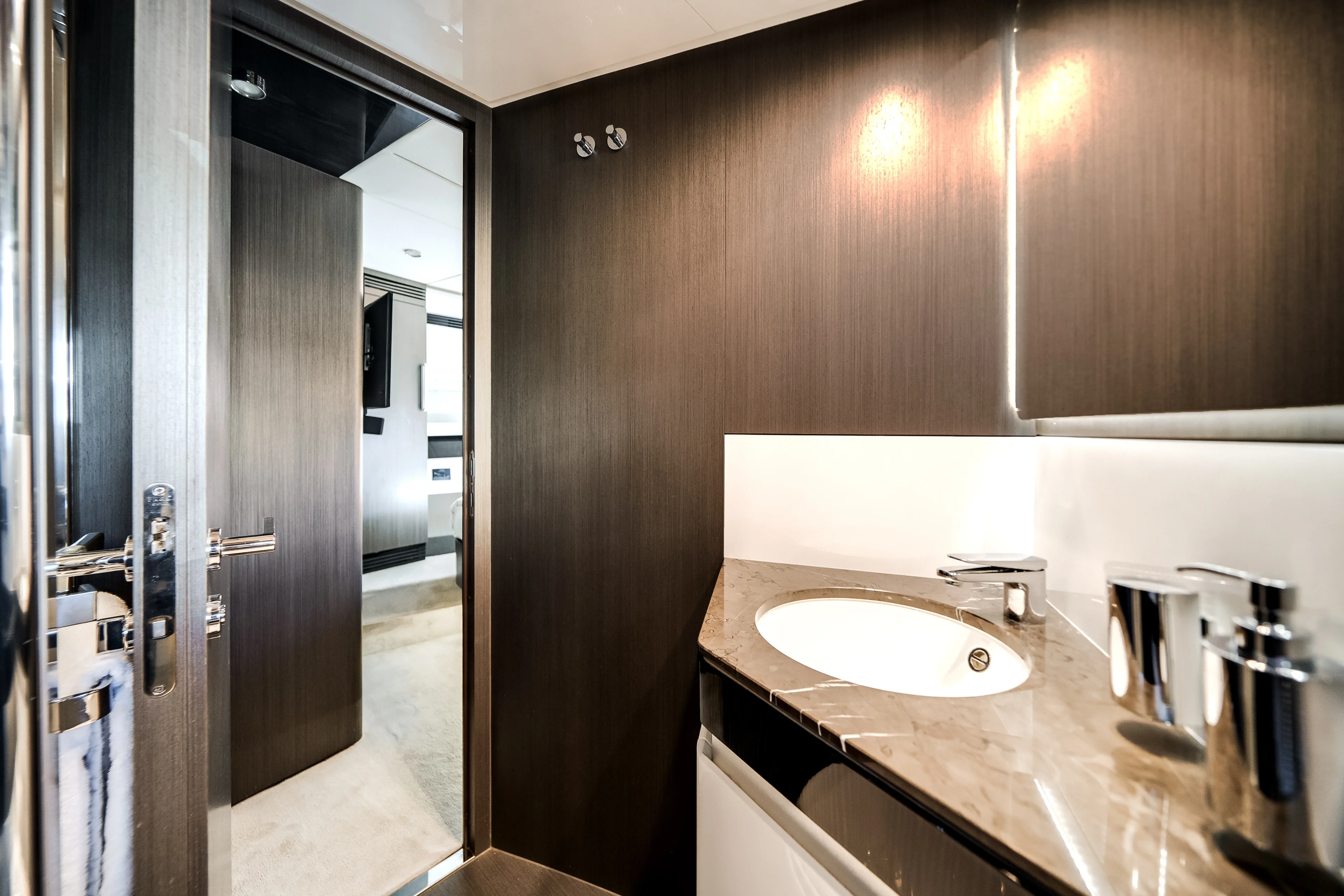 2022 Azimut S7 Image Thumbnail #21