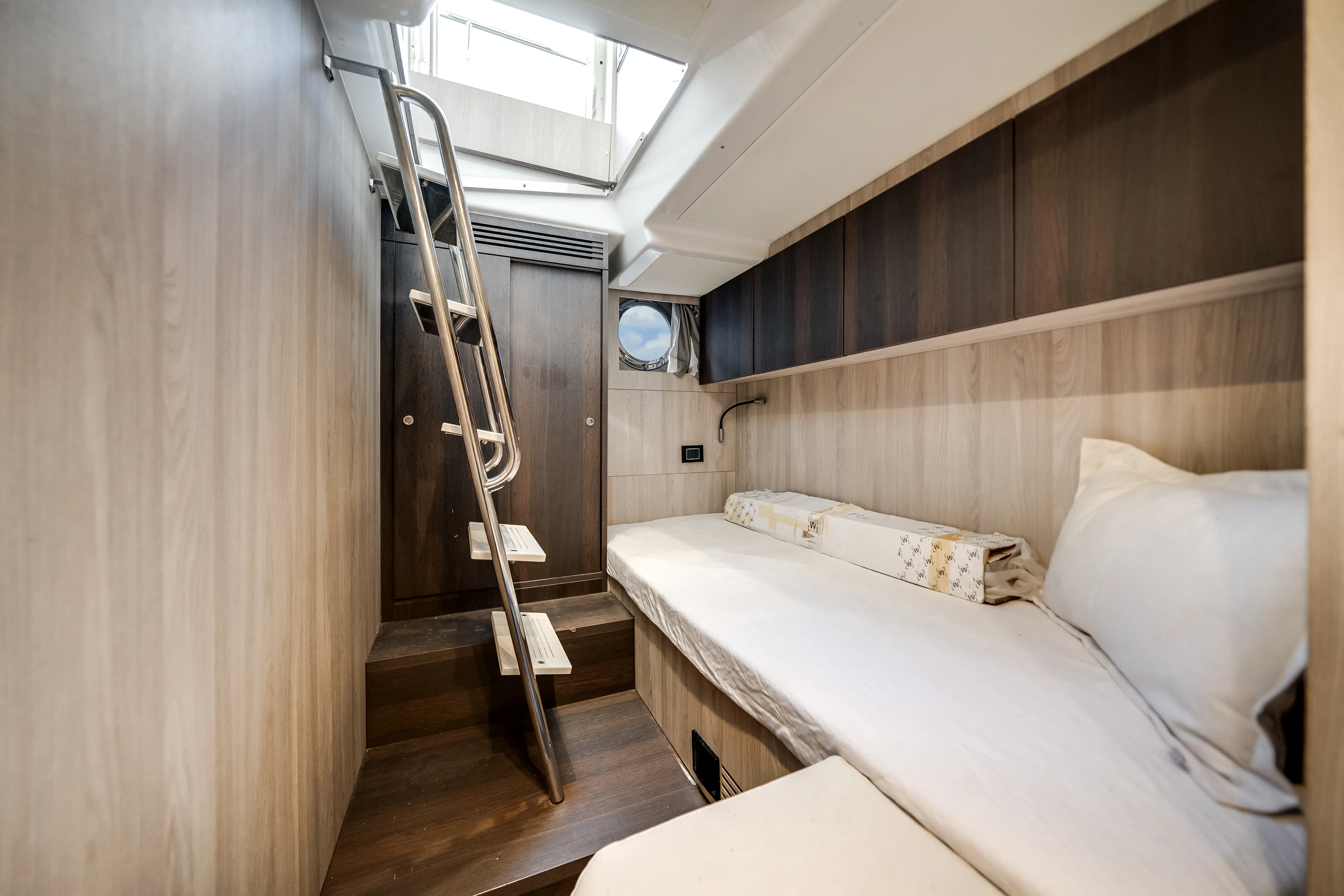 2022 Azimut S7 Image Thumbnail #12