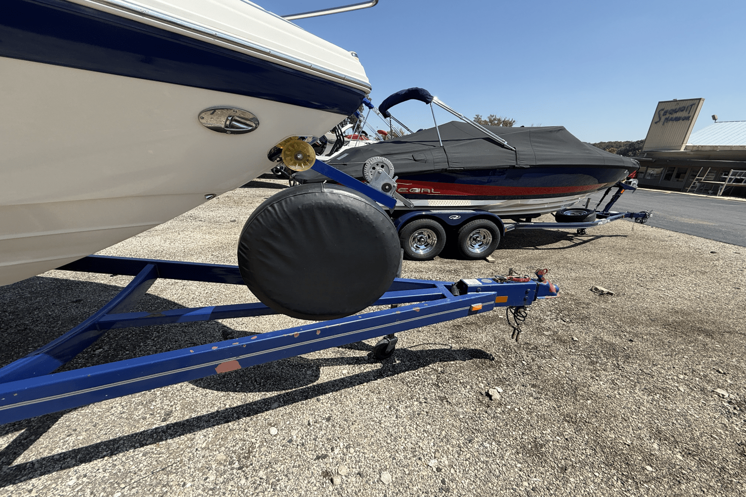 2004 Rinker 232CC Image Thumbnail #3