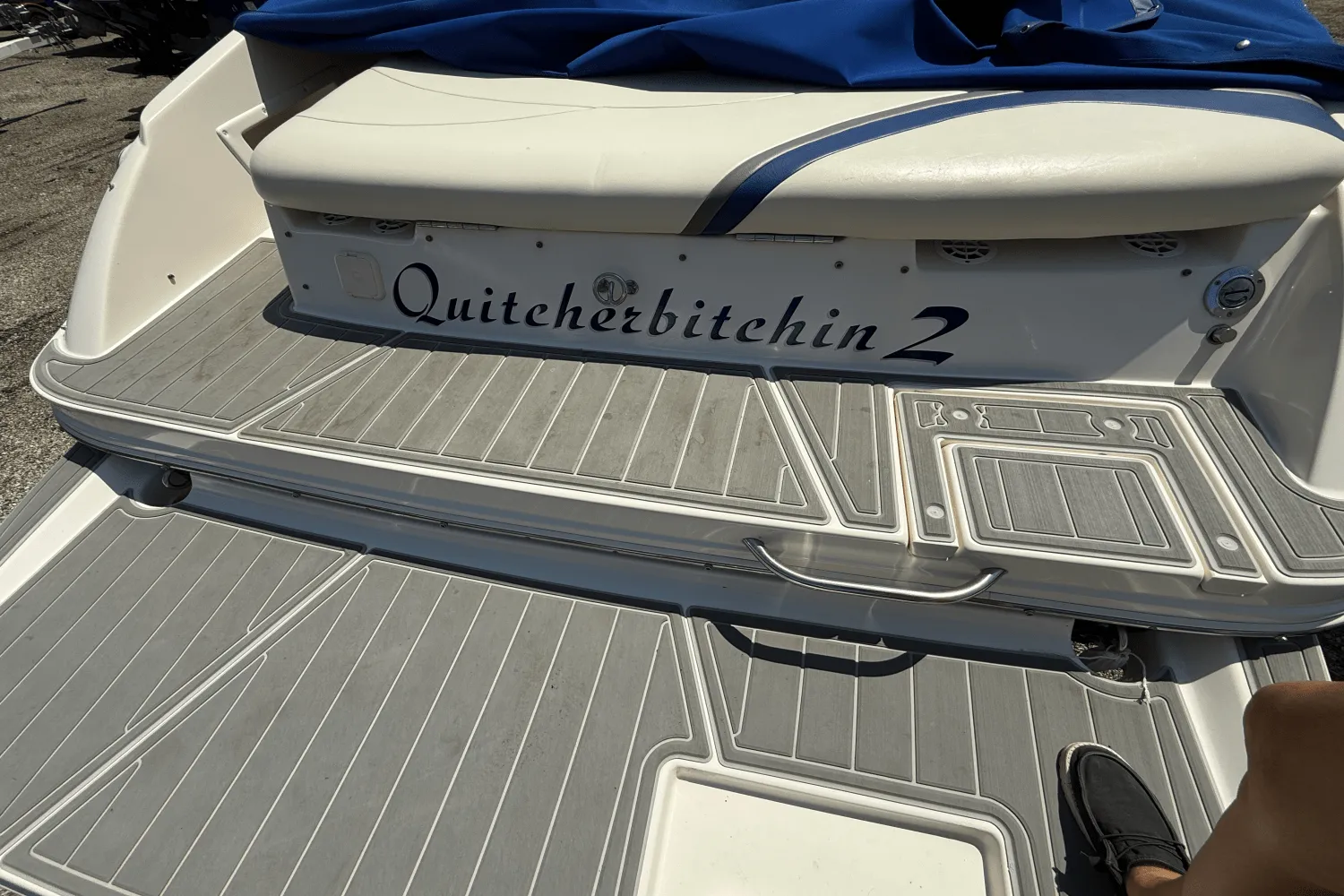 2004 Rinker 232CC Image Thumbnail #6