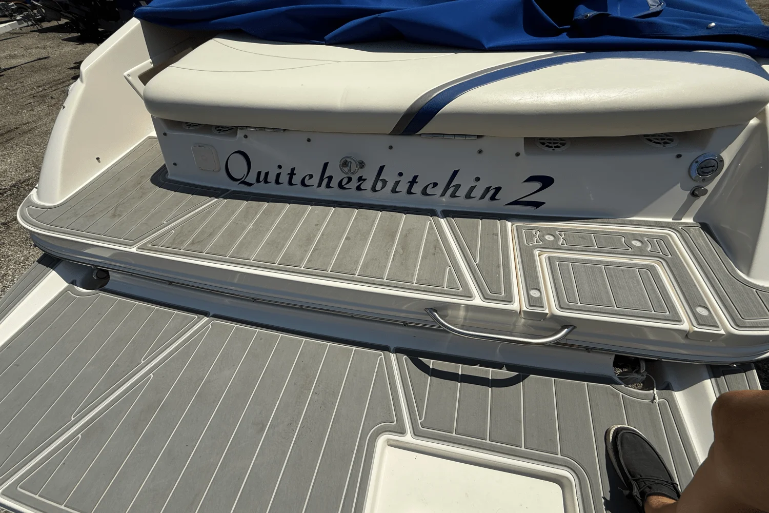 2004 Rinker 232CC Image Thumbnail #6