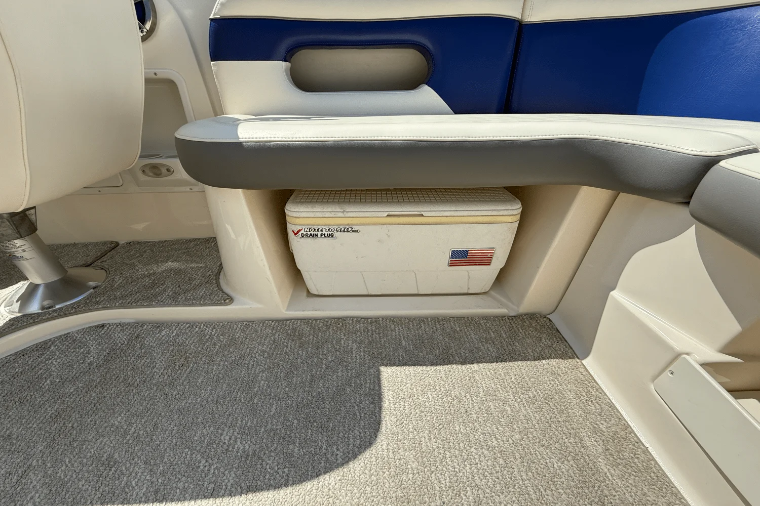 2004 Rinker 232CC Image Thumbnail #19