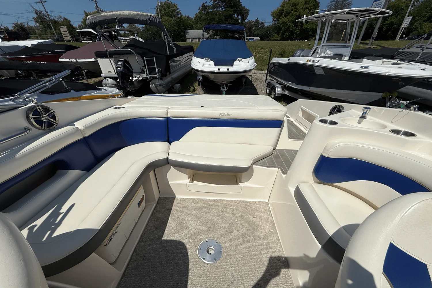 2004 Rinker 232CC Image Thumbnail #14