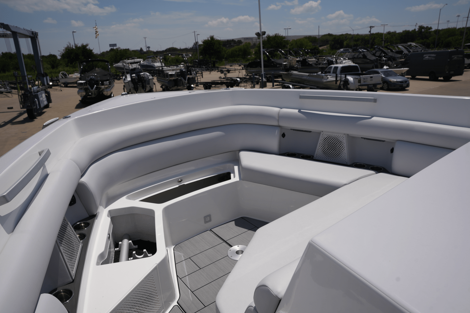 2024 Aviara AV40 Image Thumbnail #24