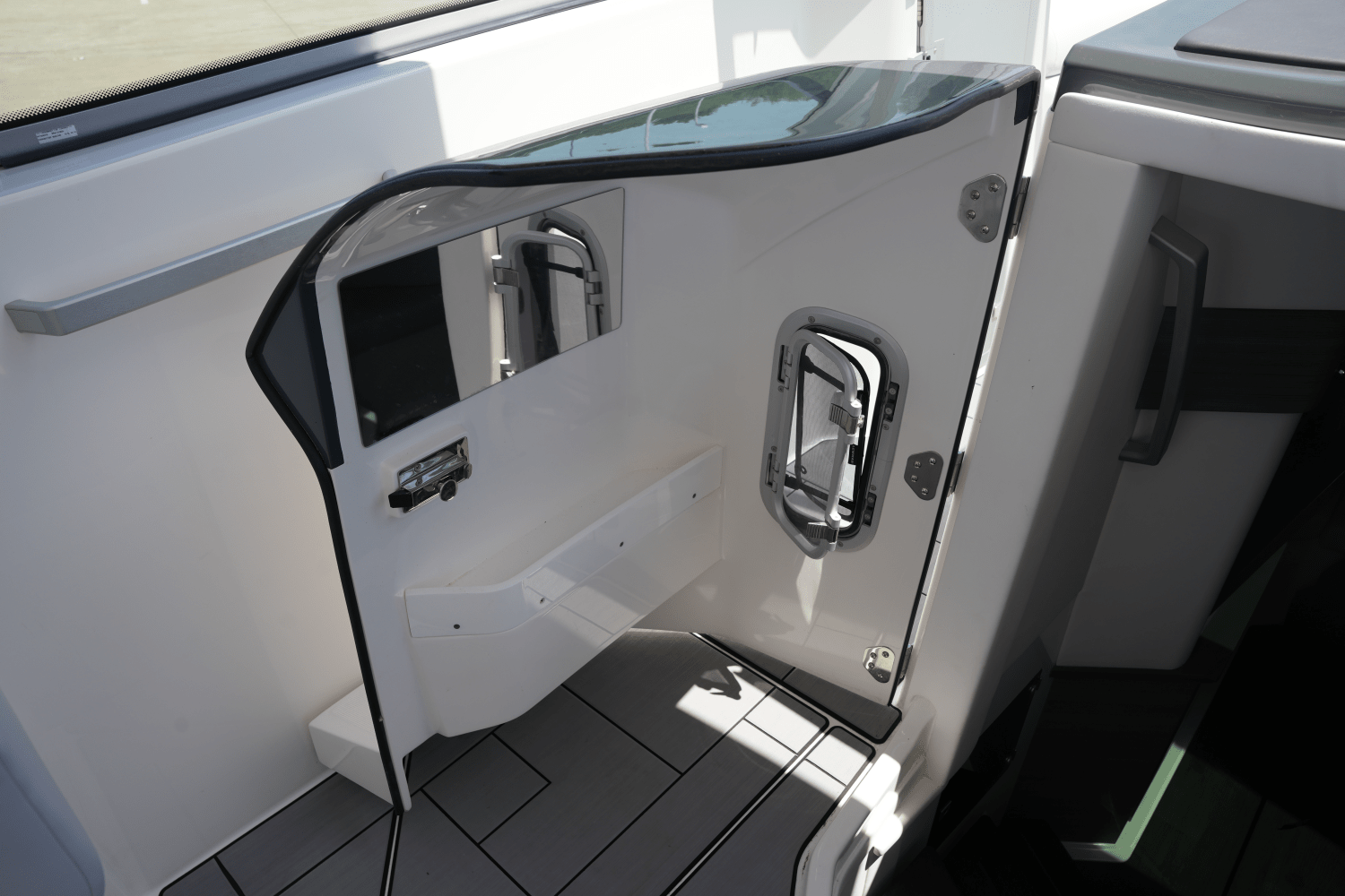 2024 Aviara AV40 Image Thumbnail #26