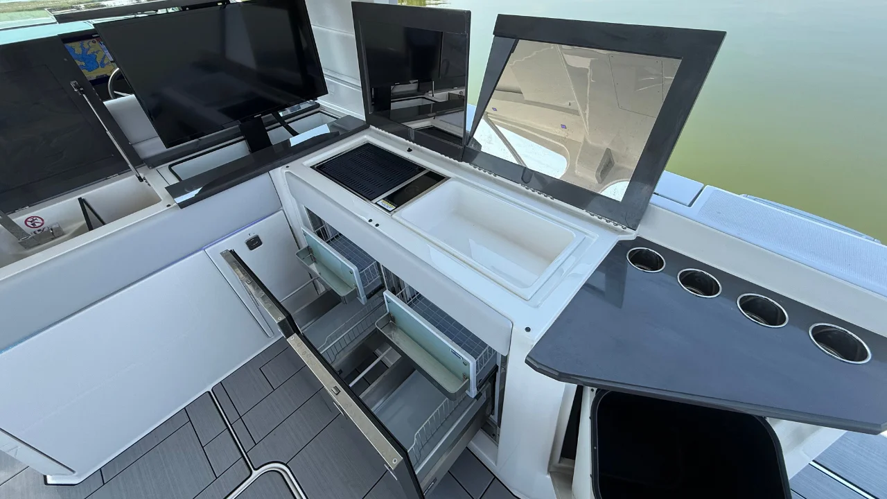 2024 Aviara AV40 Image Thumbnail #30