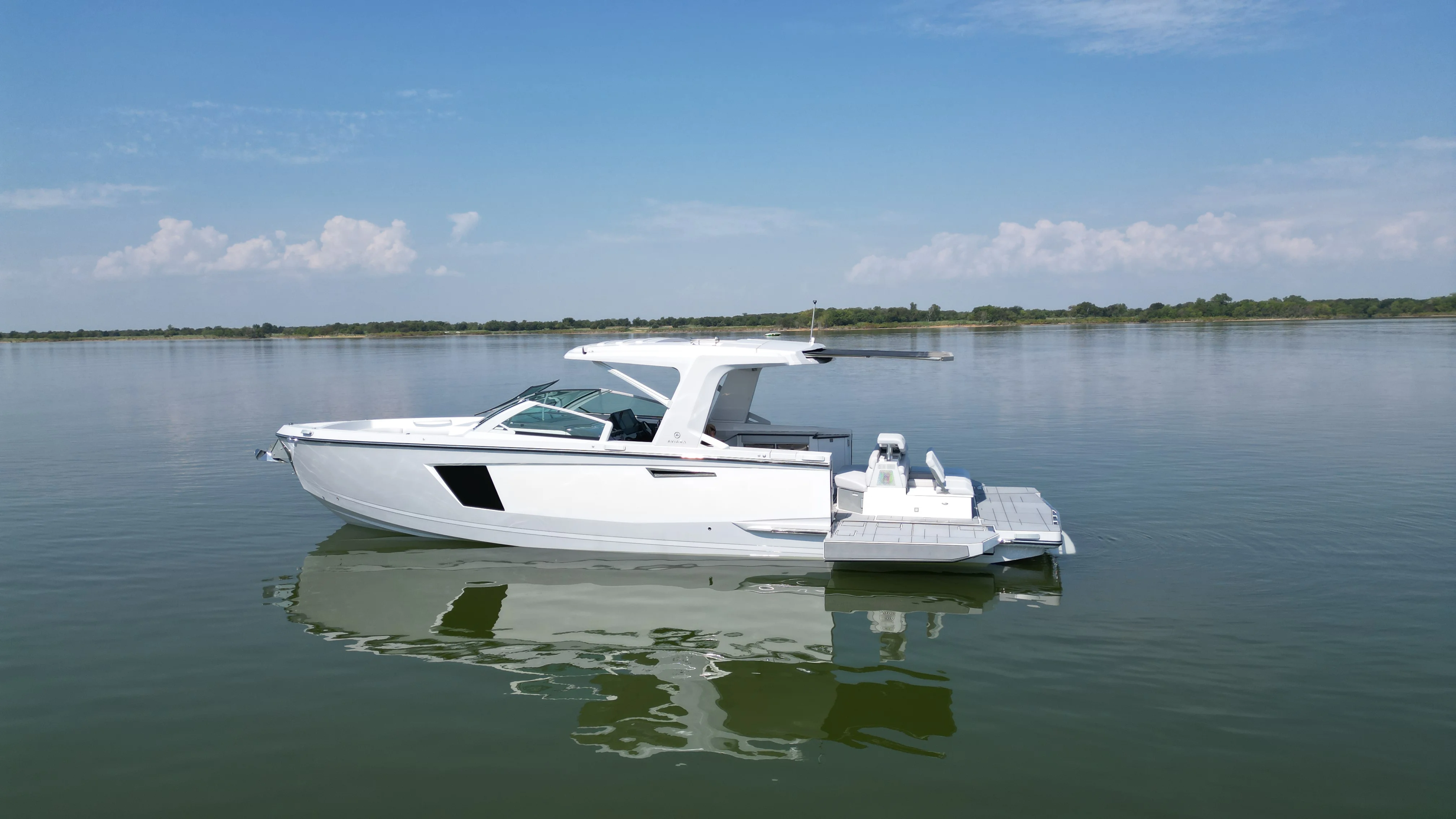 2024 Aviara AV40 Image Thumbnail #2