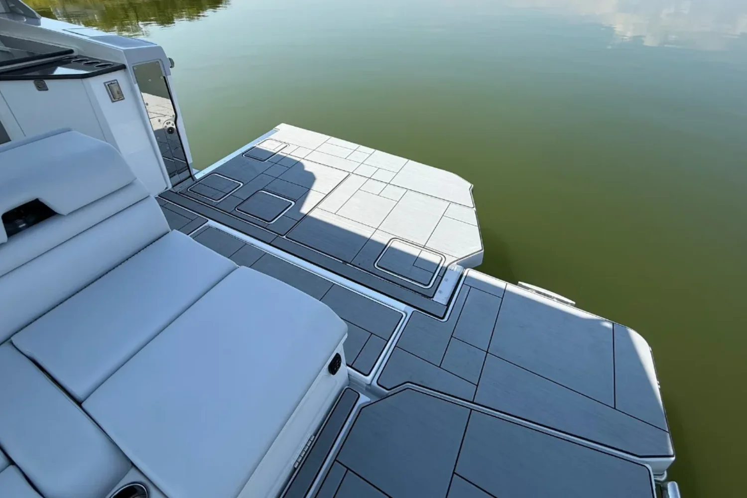 2024 Aviara AV40 Image Thumbnail #16