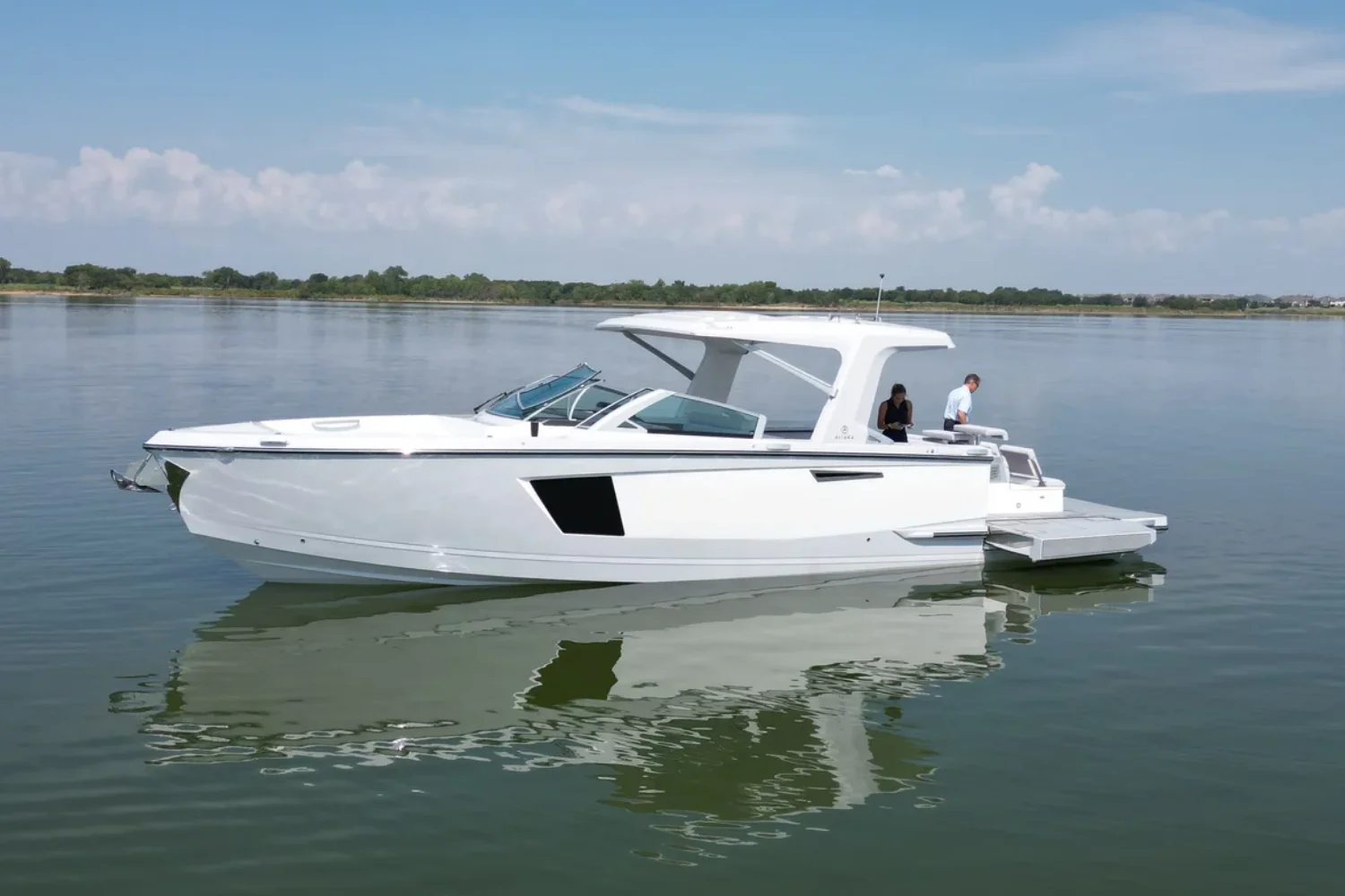 2024 Aviara AV40 Image Thumbnail #1