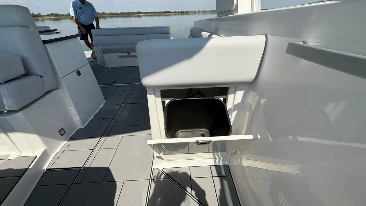 2024 Aviara AV40 Image Thumbnail #38